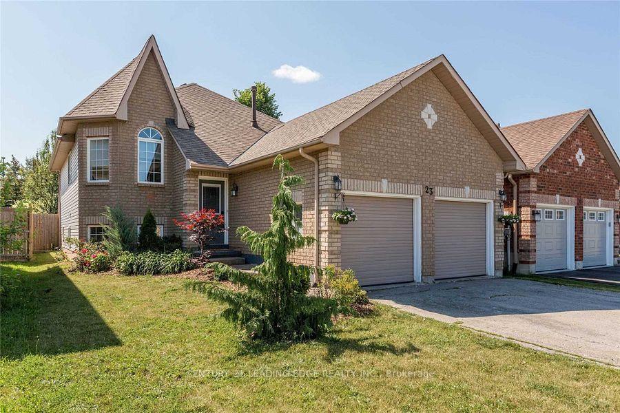Front of Unit Lower, 23 Dunsmore Lane