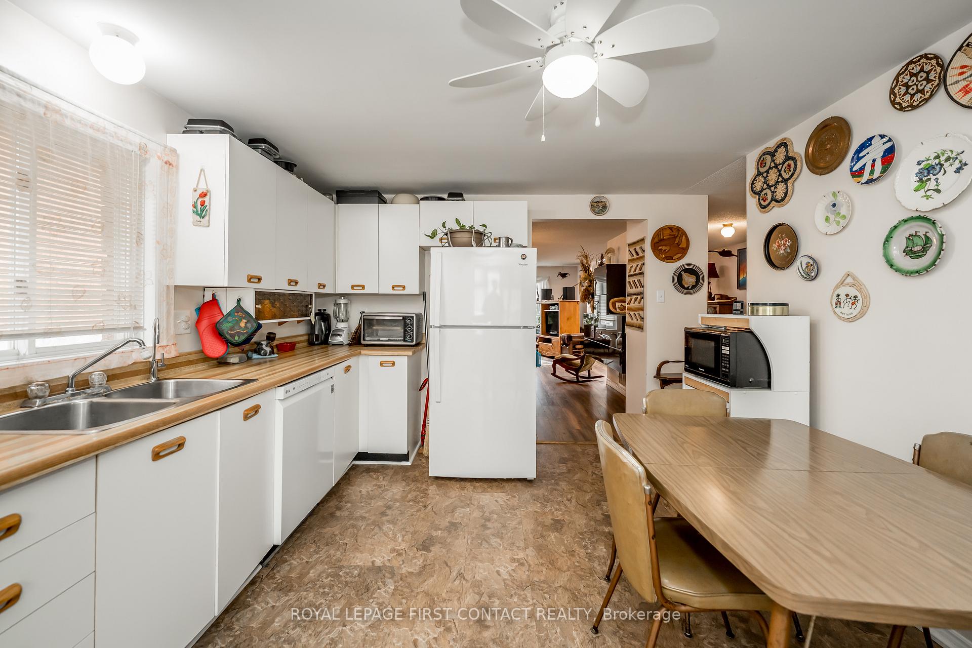 Photo 13 of 91 Irwin Drive, Barrie, Northwest — HOMEH