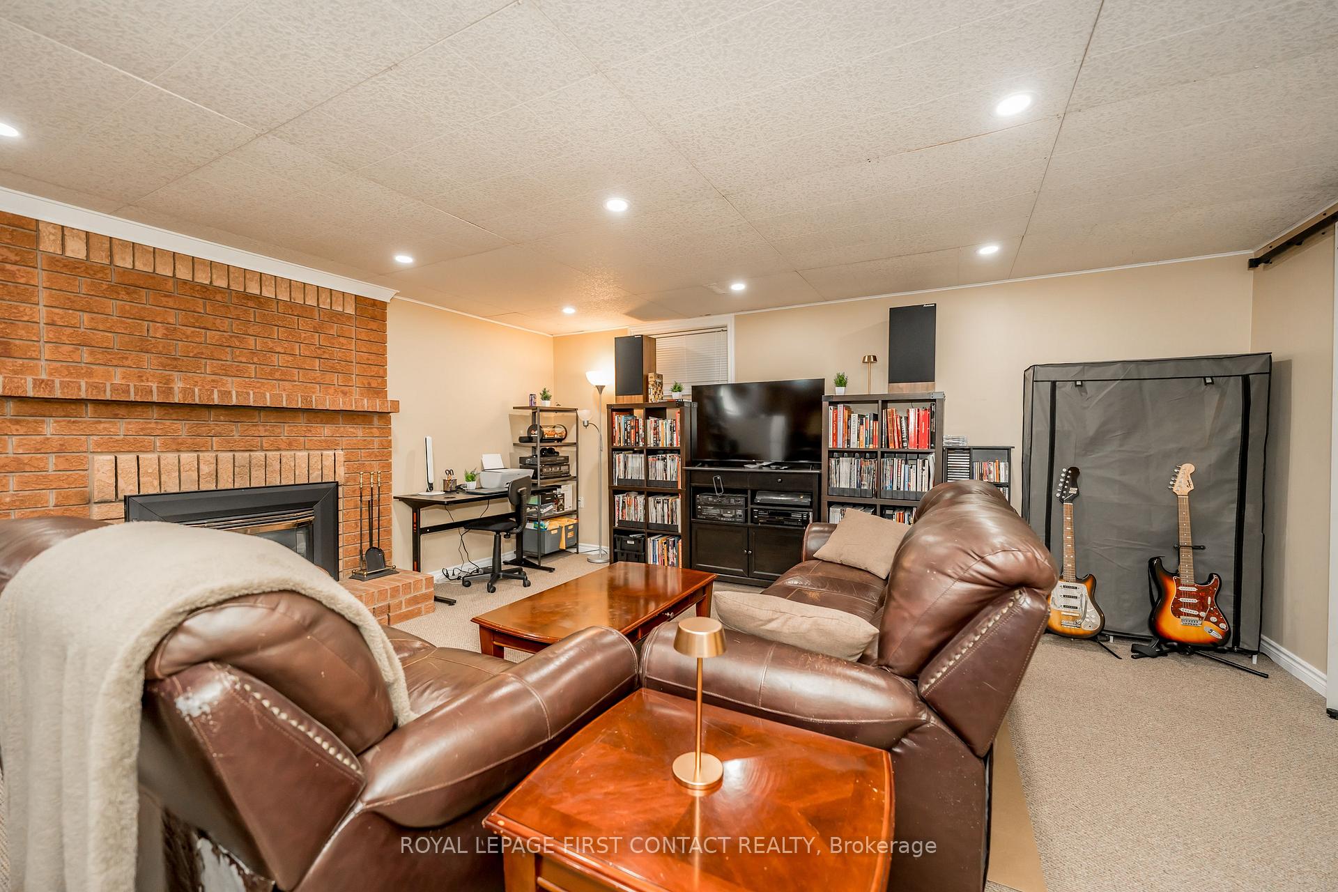 Photo 21 of 91 Irwin Drive, Barrie, Northwest — HOMEH
