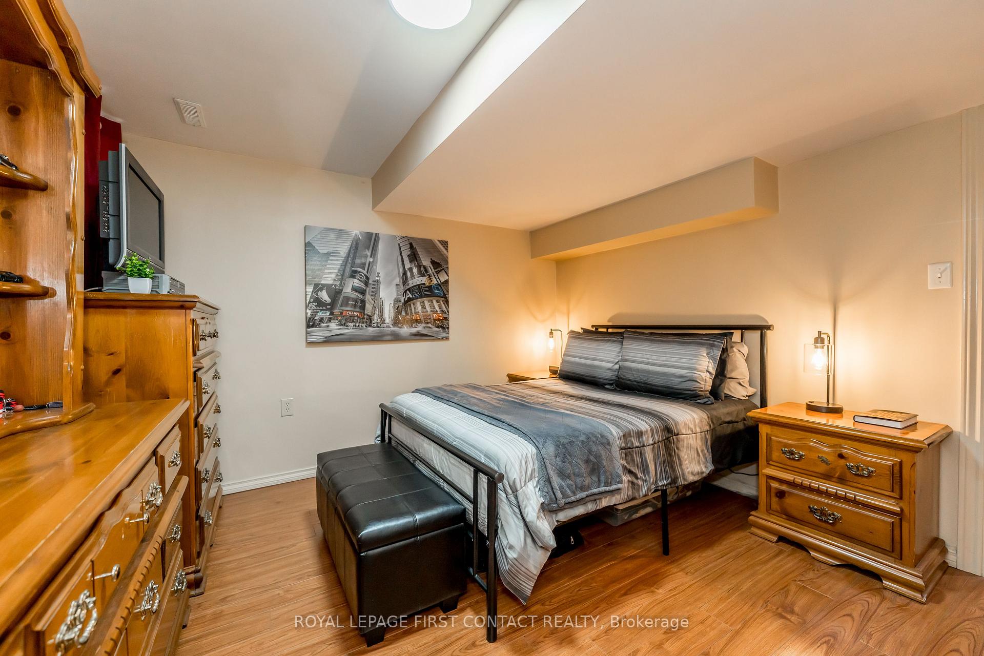 Photo 23 of 91 Irwin Drive, Barrie, Northwest — HOMEH