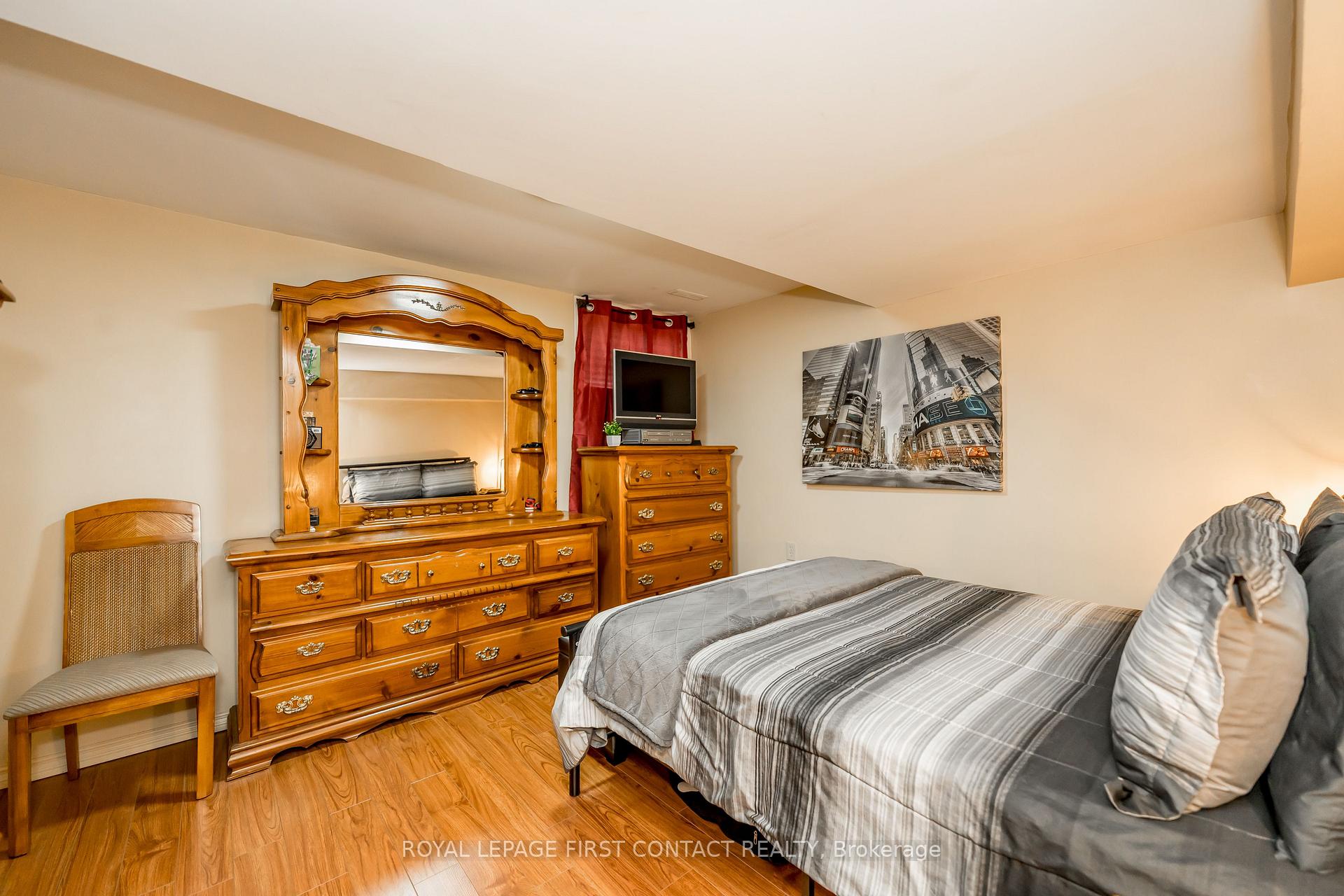 Photo 24 of 91 Irwin Drive, Barrie, Northwest — HOMEH