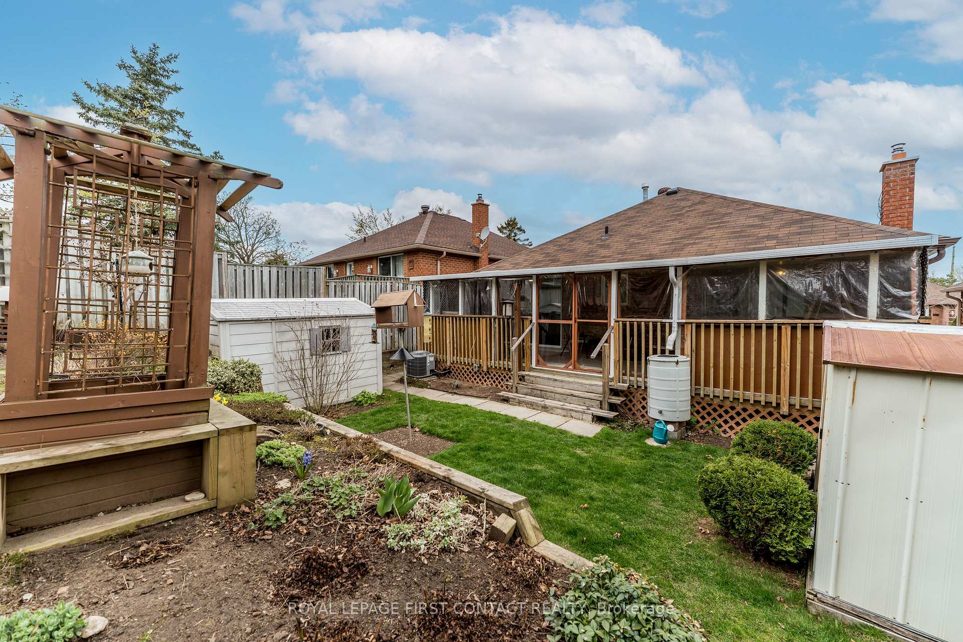 Photo 31 of 91 Irwin Drive, Barrie, Northwest — HOMEH