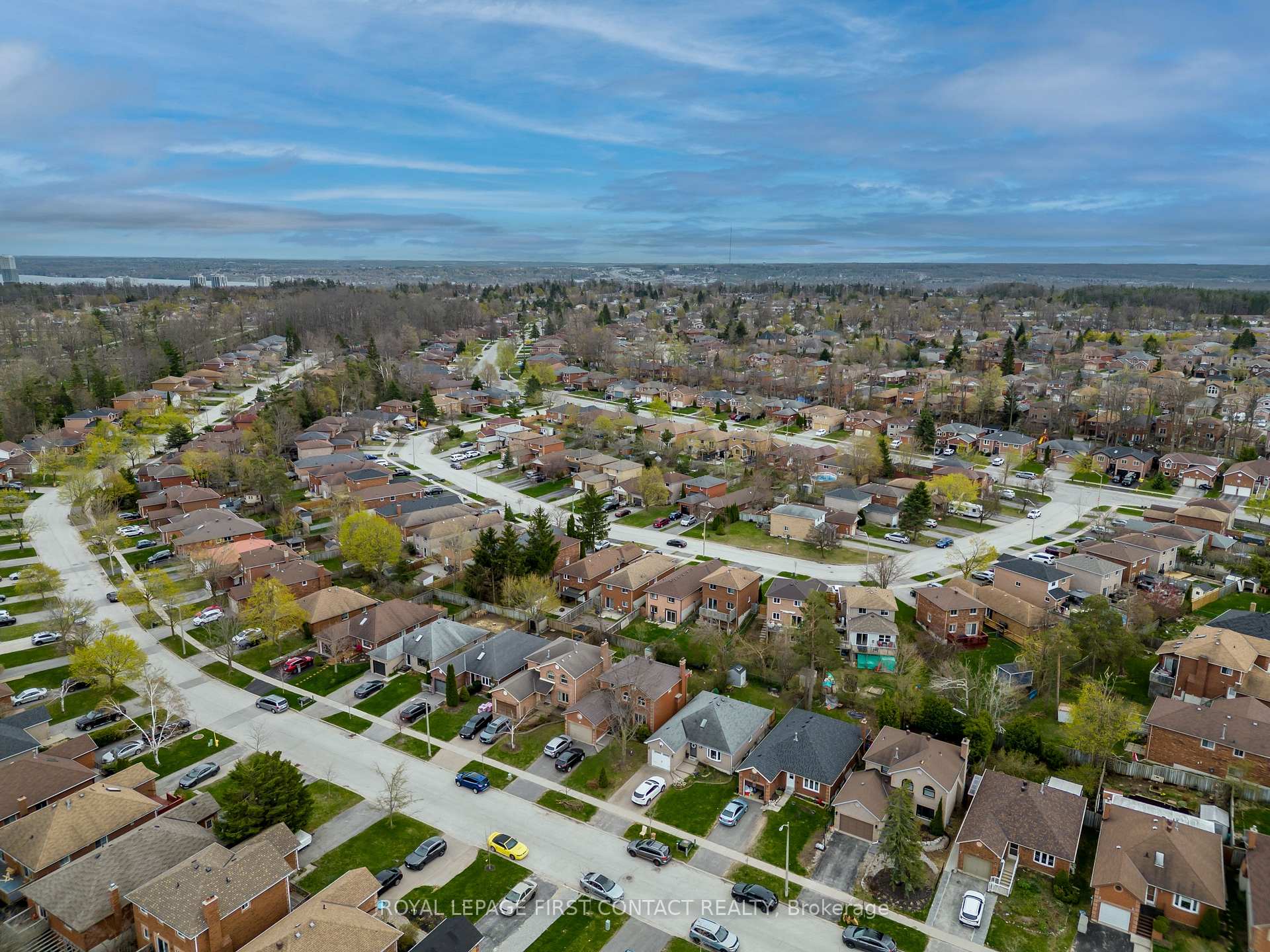Photo 43 of 91 Irwin Drive, Barrie, Northwest — HOMEH