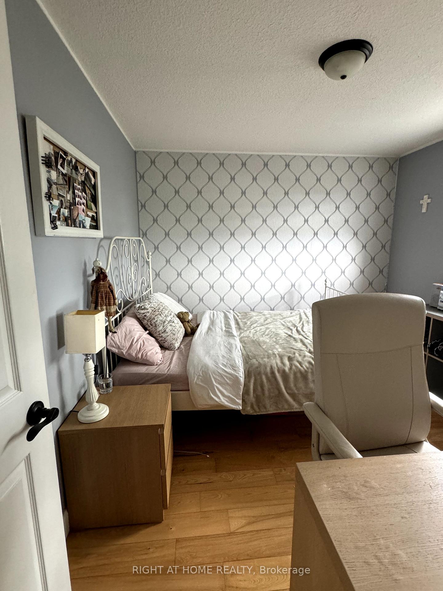 Photo 26 of 4 Avatar Place, Hamilton, Mount Hope — HOMEH