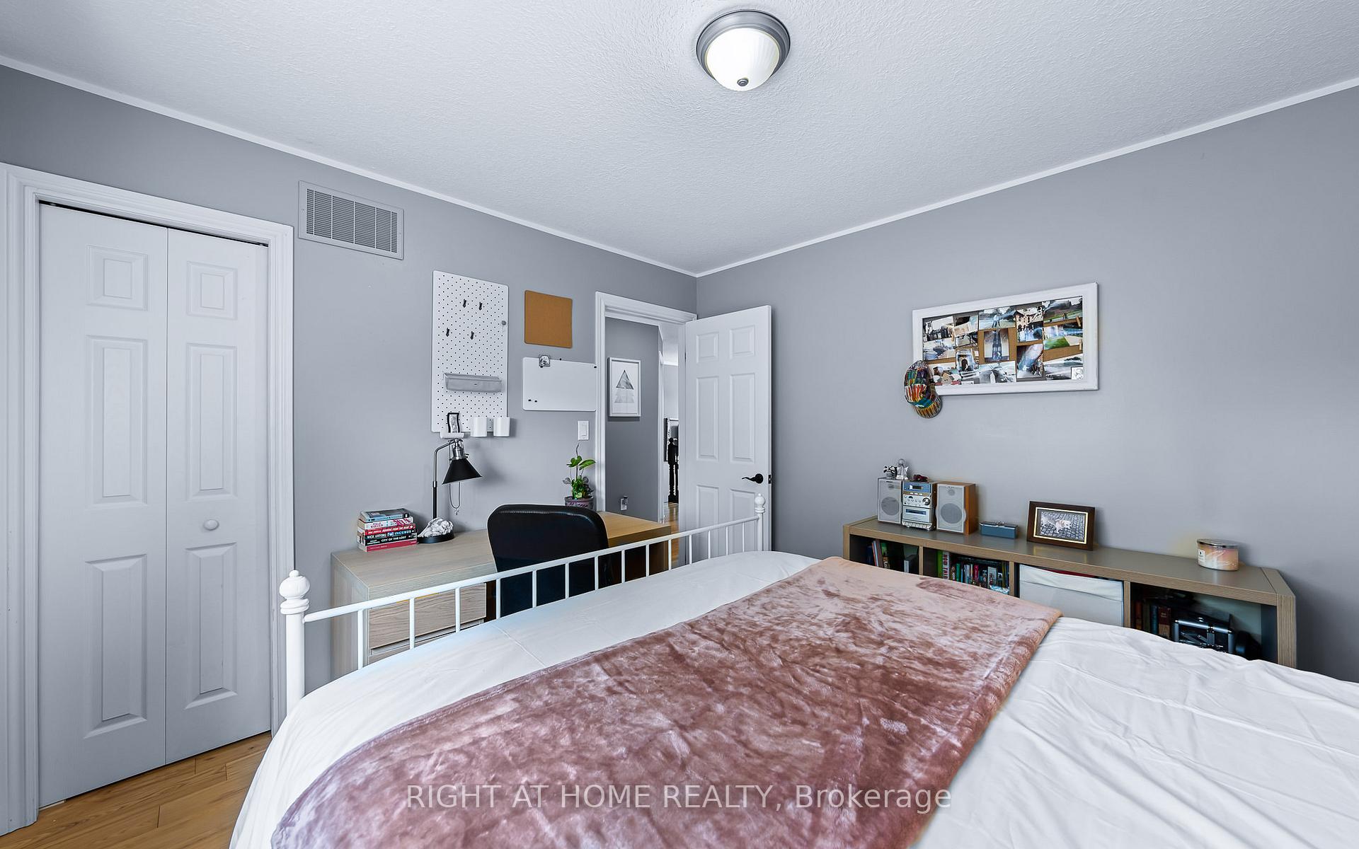 Photo 27 of 4 Avatar Place, Hamilton, Mount Hope — HOMEH