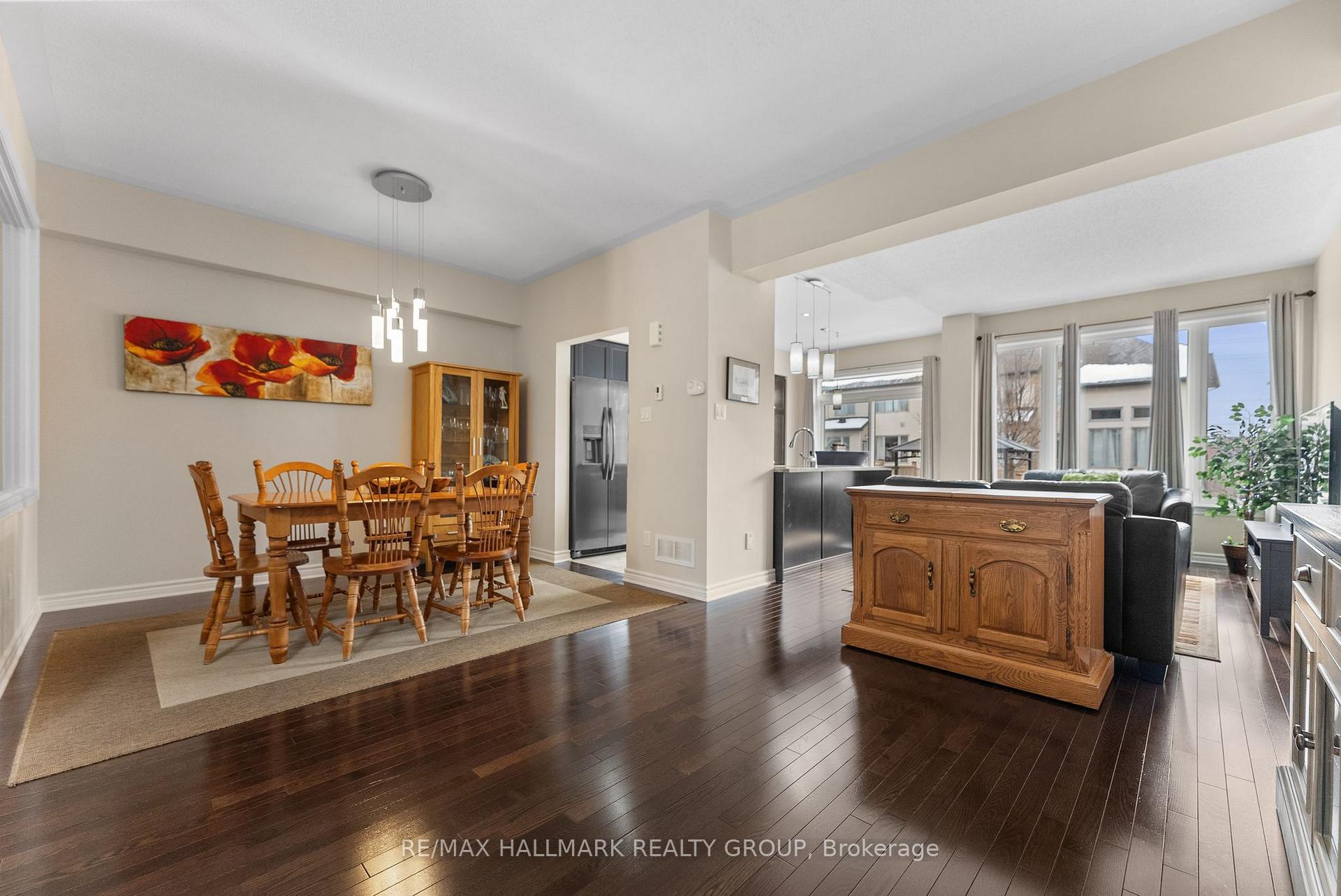 Photo 14 of 957 Cobble Hill Drive, Ottawa, Barrhaven - Cedargrove/Fraserdale — HOMEH