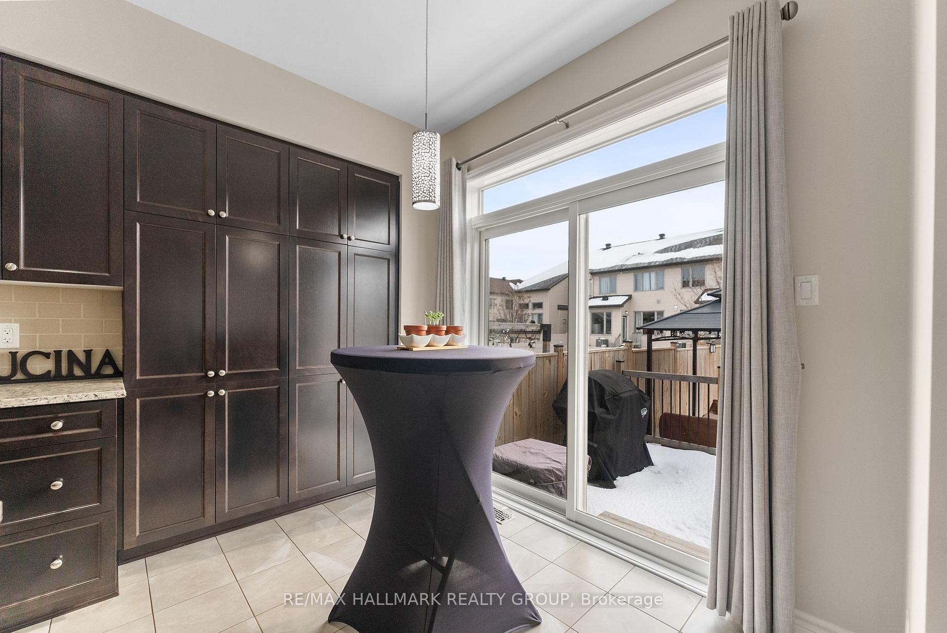 Photo 62 of 957 Cobble Hill Drive, Ottawa, Barrhaven - Cedargrove/Fraserdale — HOMEH