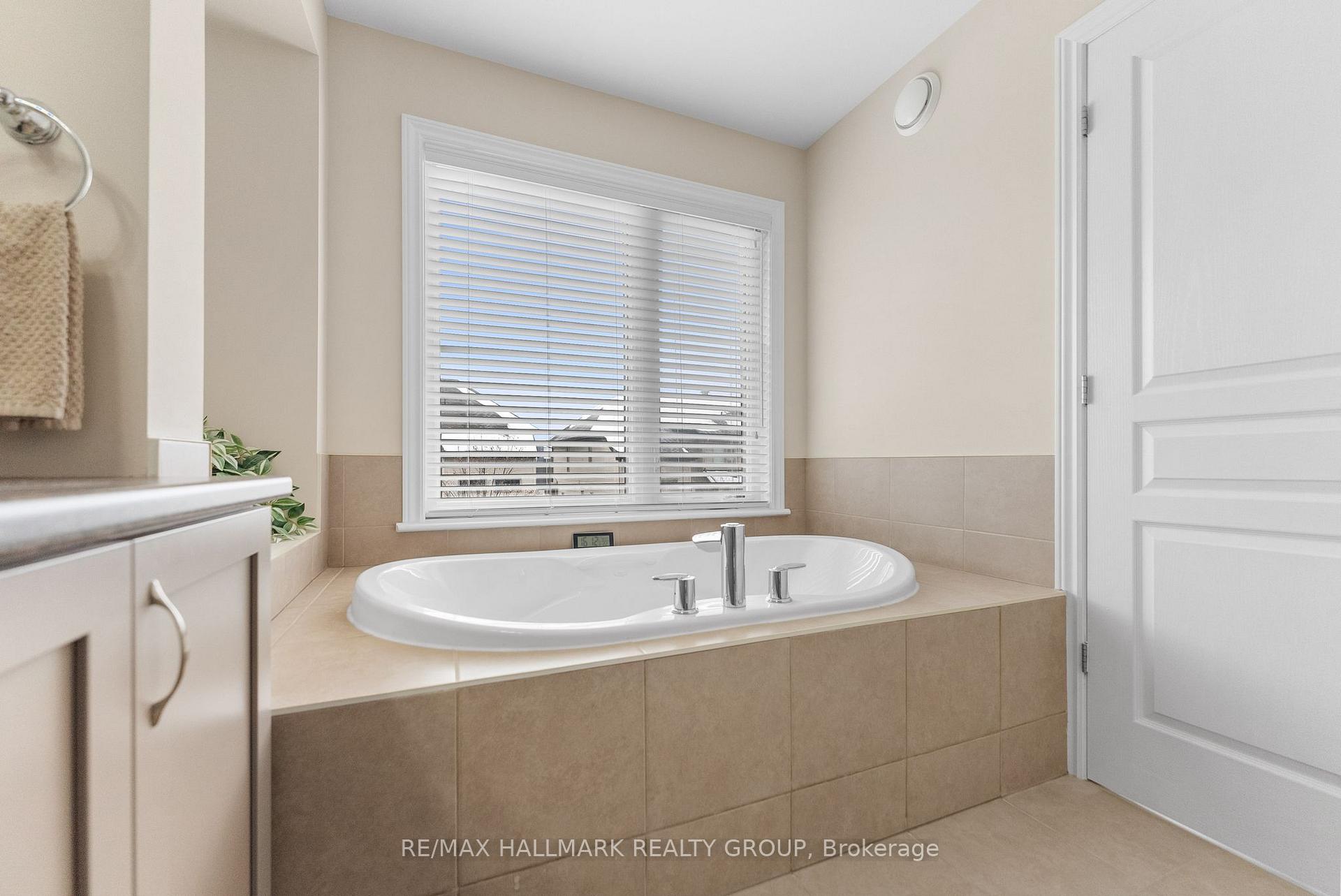 Photo 70 of 957 Cobble Hill Drive, Ottawa, Barrhaven - Cedargrove/Fraserdale — HOMEH