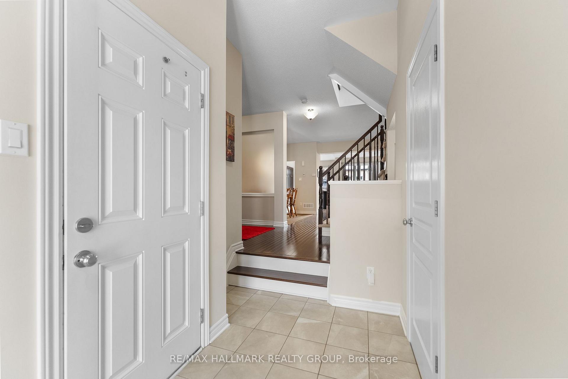 Photo 29 of 957 Cobble Hill Drive, Ottawa, Barrhaven - Cedargrove/Fraserdale — HOMEH