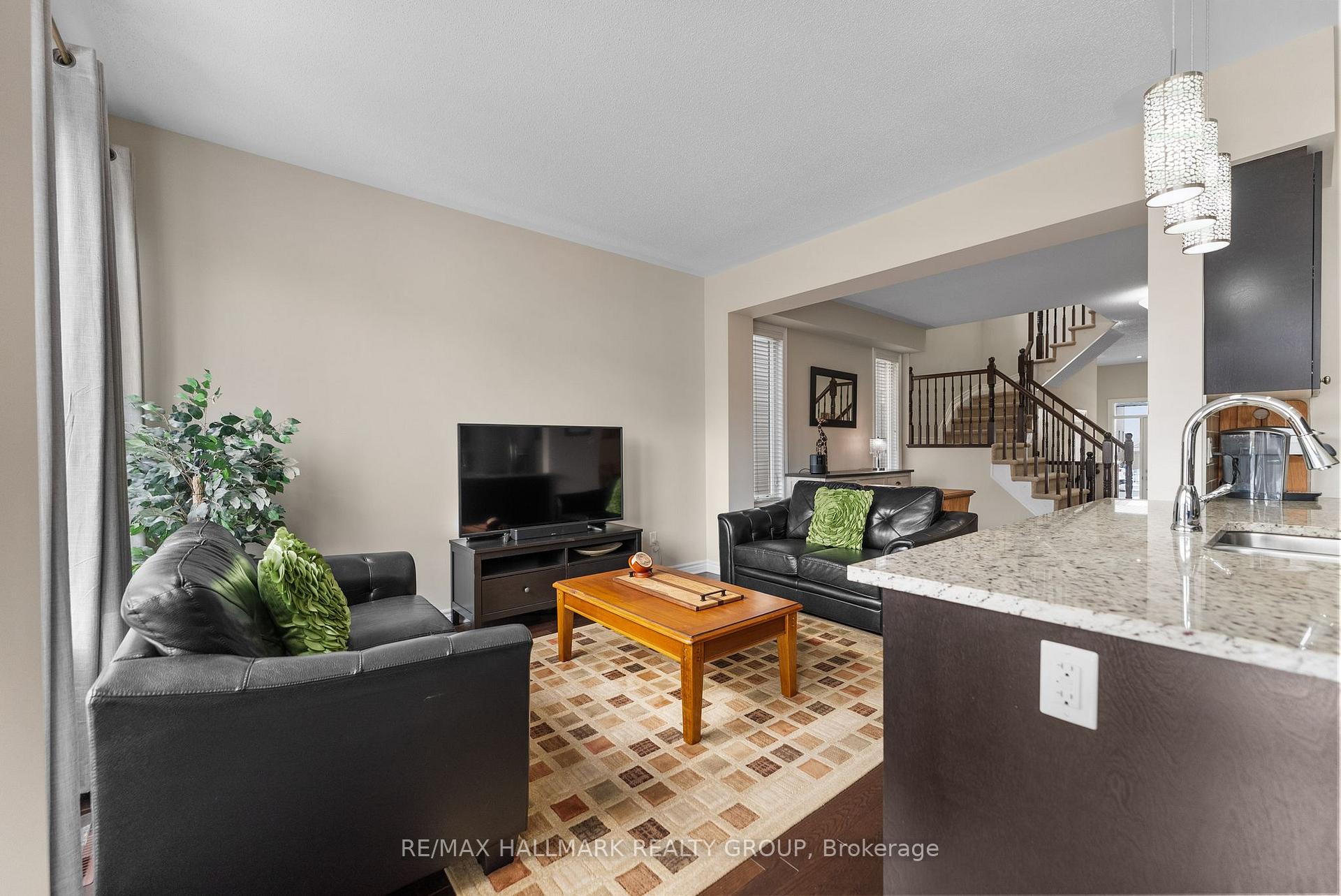 Photo 38 of 957 Cobble Hill Drive, Ottawa, Barrhaven - Cedargrove/Fraserdale — HOMEH
