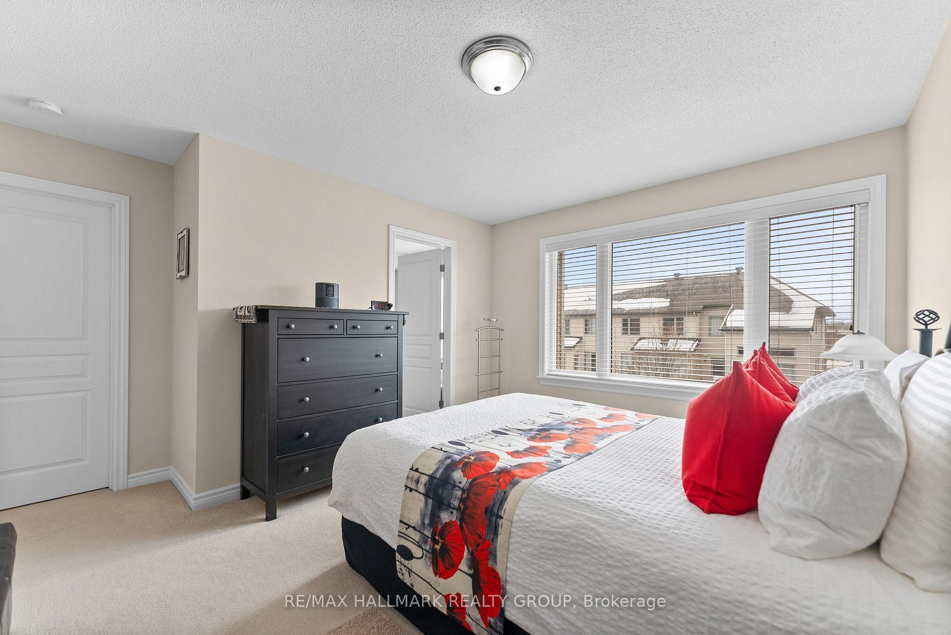 Photo 48 of 957 Cobble Hill Drive, Ottawa, Barrhaven - Cedargrove/Fraserdale — HOMEH