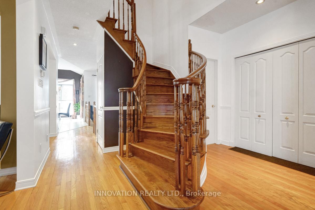 Photo 7 of 9 Rodeo Drive, Ottawa, Barrhaven - Longfields — HOMEH
