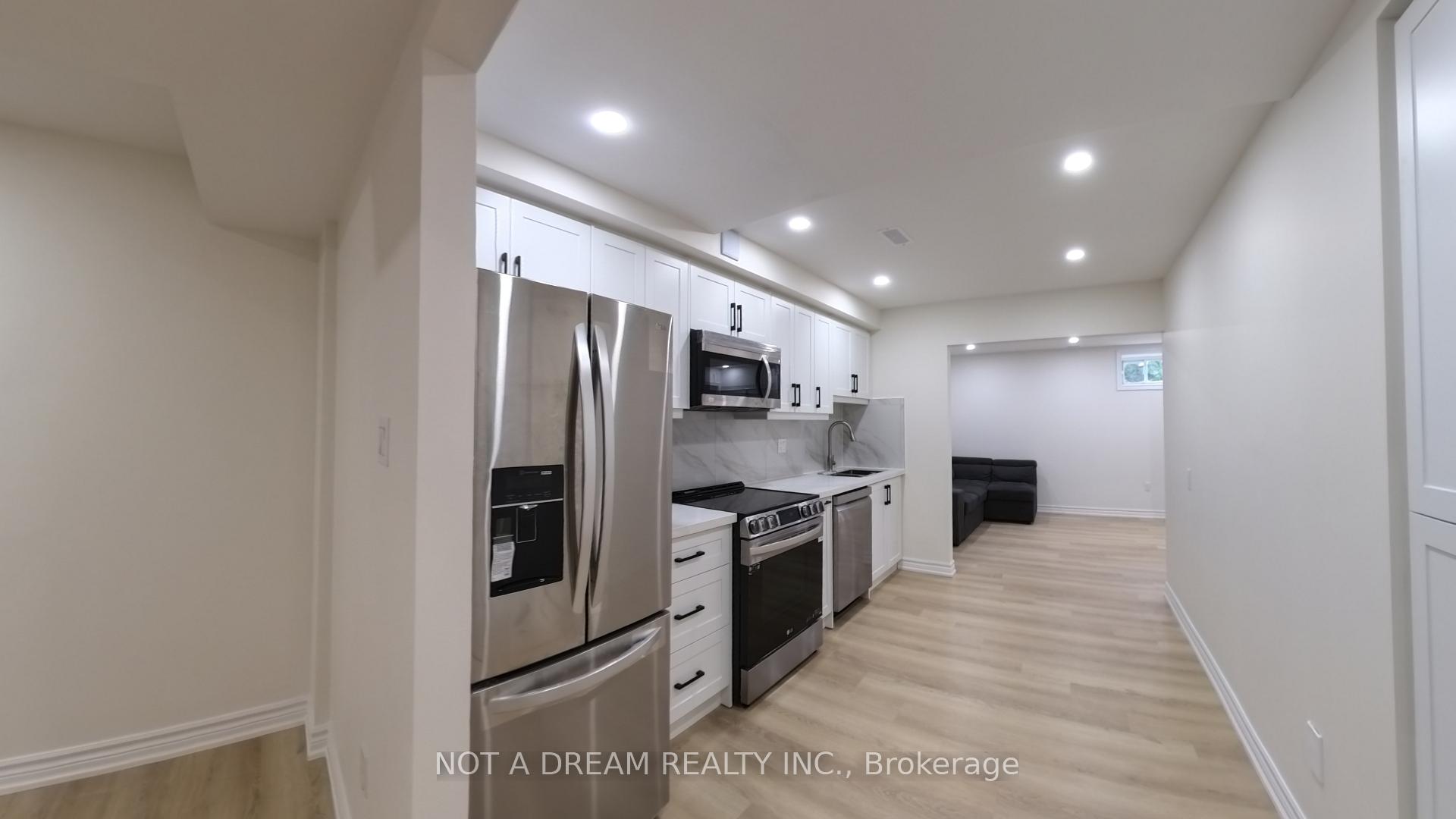Photo 17 of Unit Bsmt, 31 Columbia Road, Barrie, Holly — HOMEH