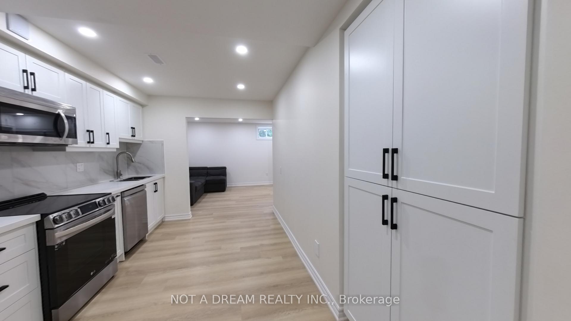 Photo 19 of Unit Bsmt, 31 Columbia Road, Barrie, Holly — HOMEH