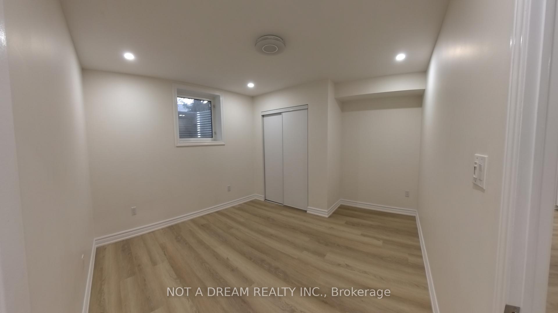 Photo 24 of Unit Bsmt, 31 Columbia Road, Barrie, Holly — HOMEH