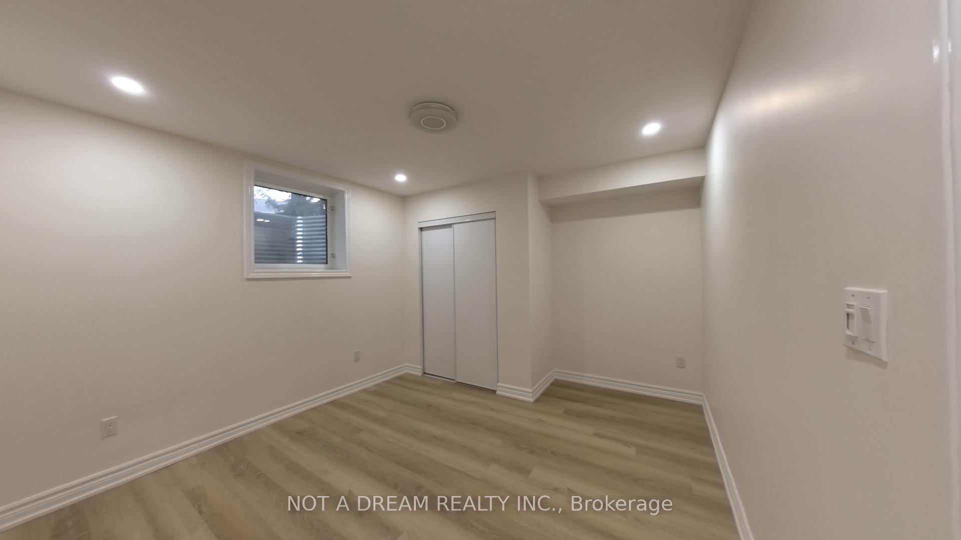 Photo 25 of Unit Bsmt, 31 Columbia Road, Barrie, Holly — HOMEH