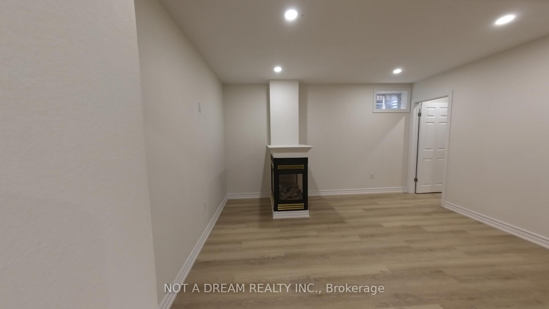 Photo 32 of Unit Bsmt, 31 Columbia Road, Barrie, Holly — HOMEH