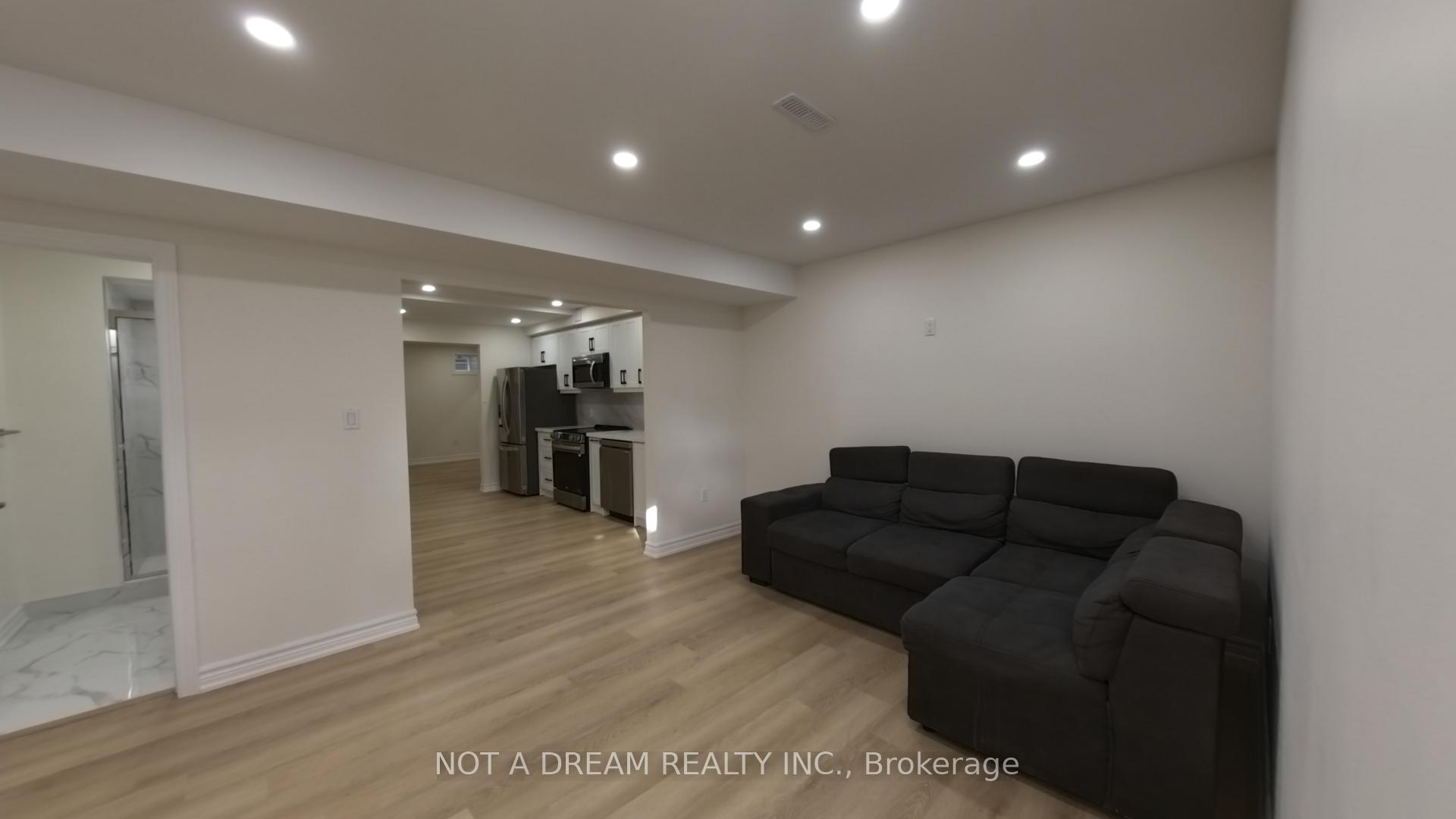 Photo 33 of Unit Bsmt, 31 Columbia Road, Barrie, Holly — HOMEH