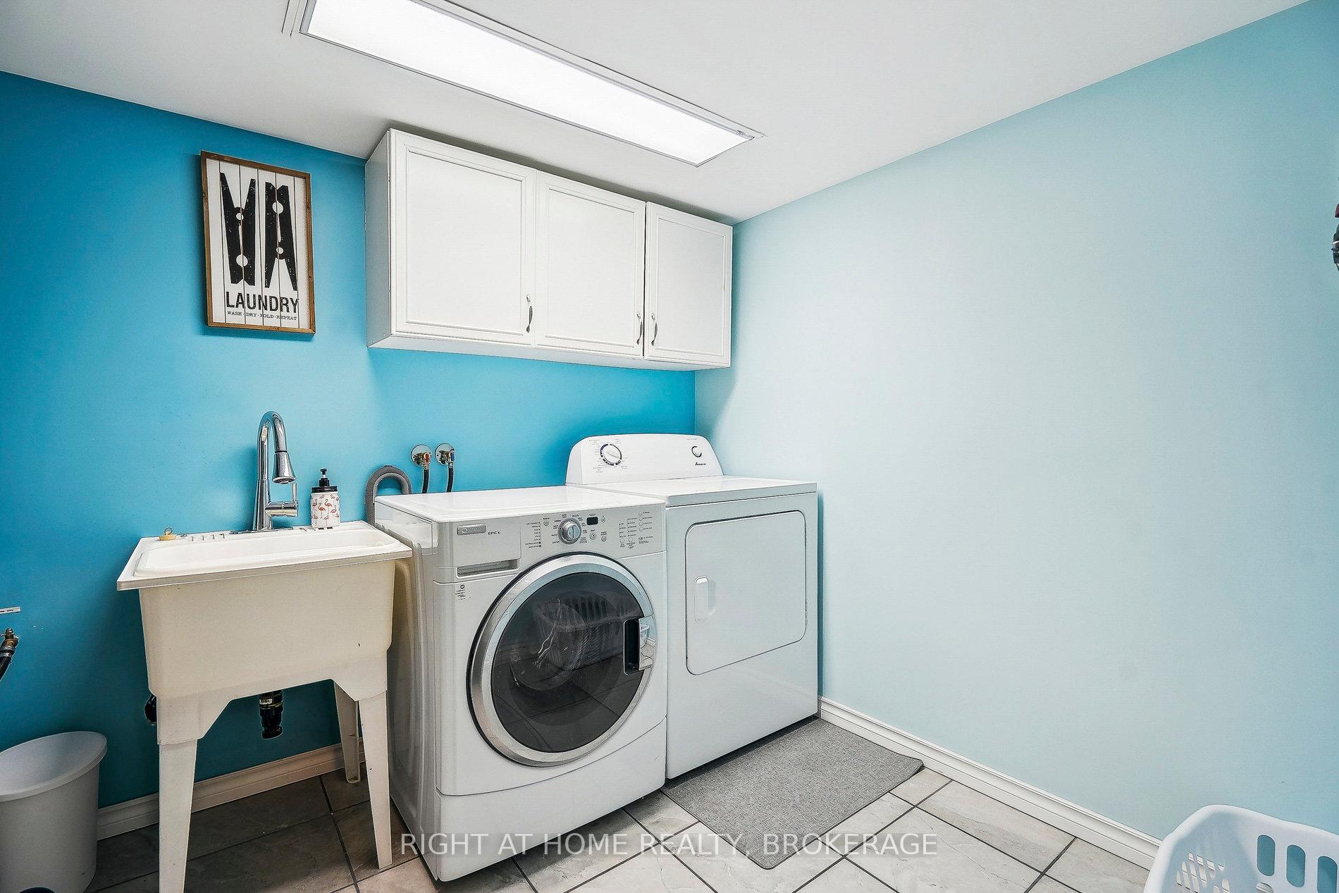 Photo 32 of 249 Southbrook Drive, Hamilton, Binbrook — HOMEH