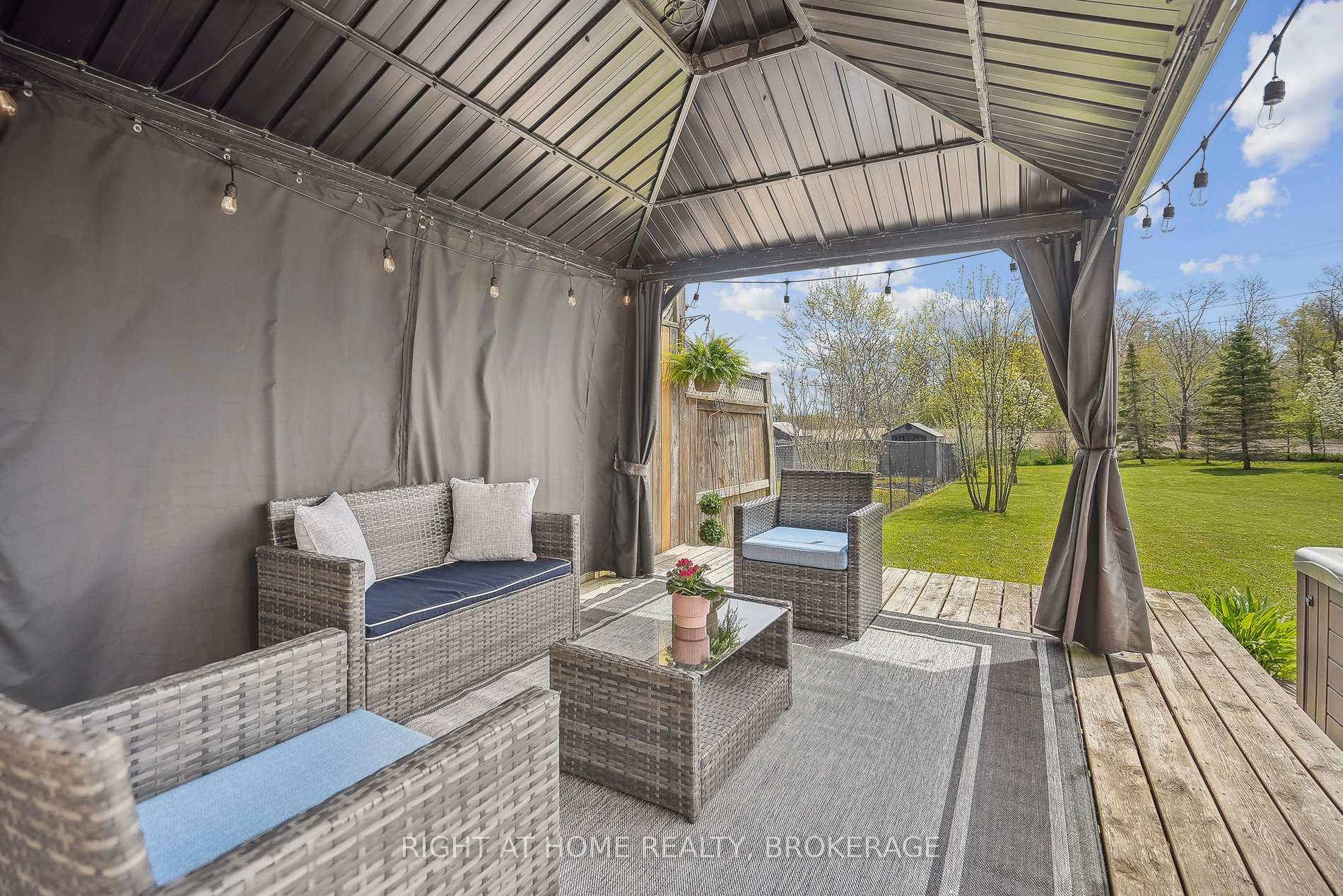Photo 37 of 249 Southbrook Drive, Hamilton, Binbrook — HOMEH