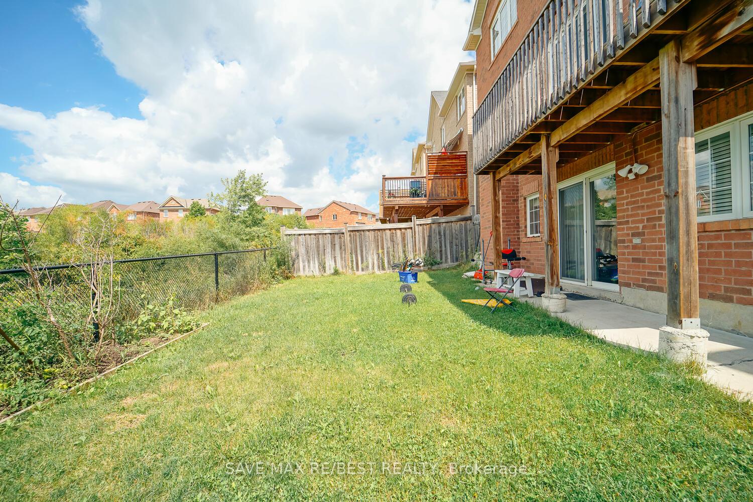 Front of Unit BSMT, 22 Birch Tree Trail