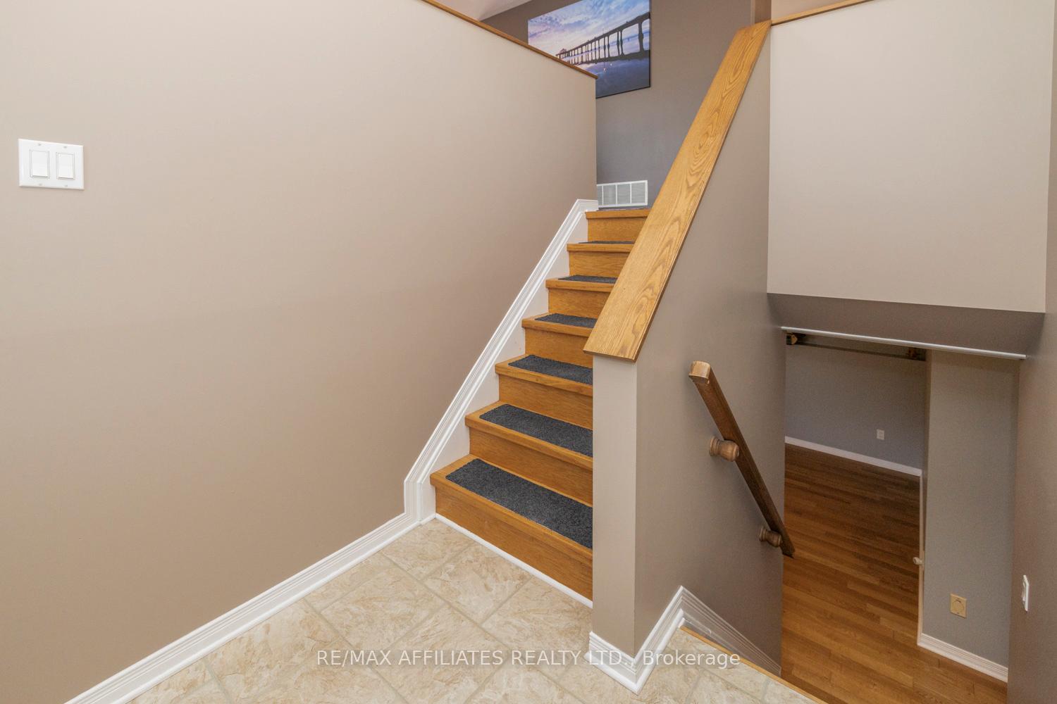 Photo 4 of 108 Deer Lane, Beckwith, Beckwith Twp — HOMEH