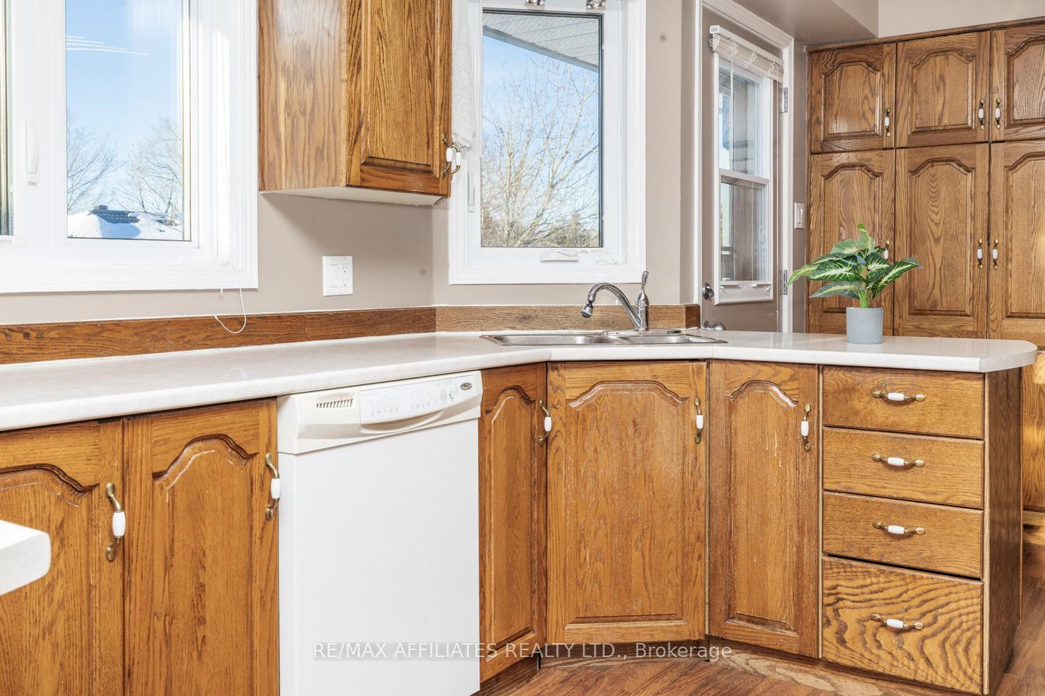 Photo 16 of 108 Deer Lane, Beckwith, Beckwith Twp — HOMEH