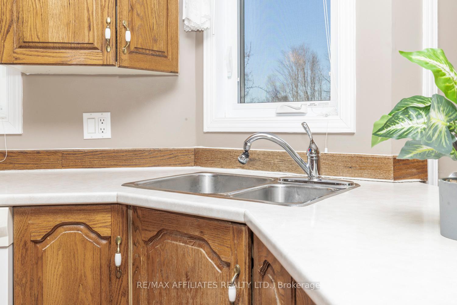 Photo 15 of 108 Deer Lane, Beckwith, Beckwith Twp — HOMEH