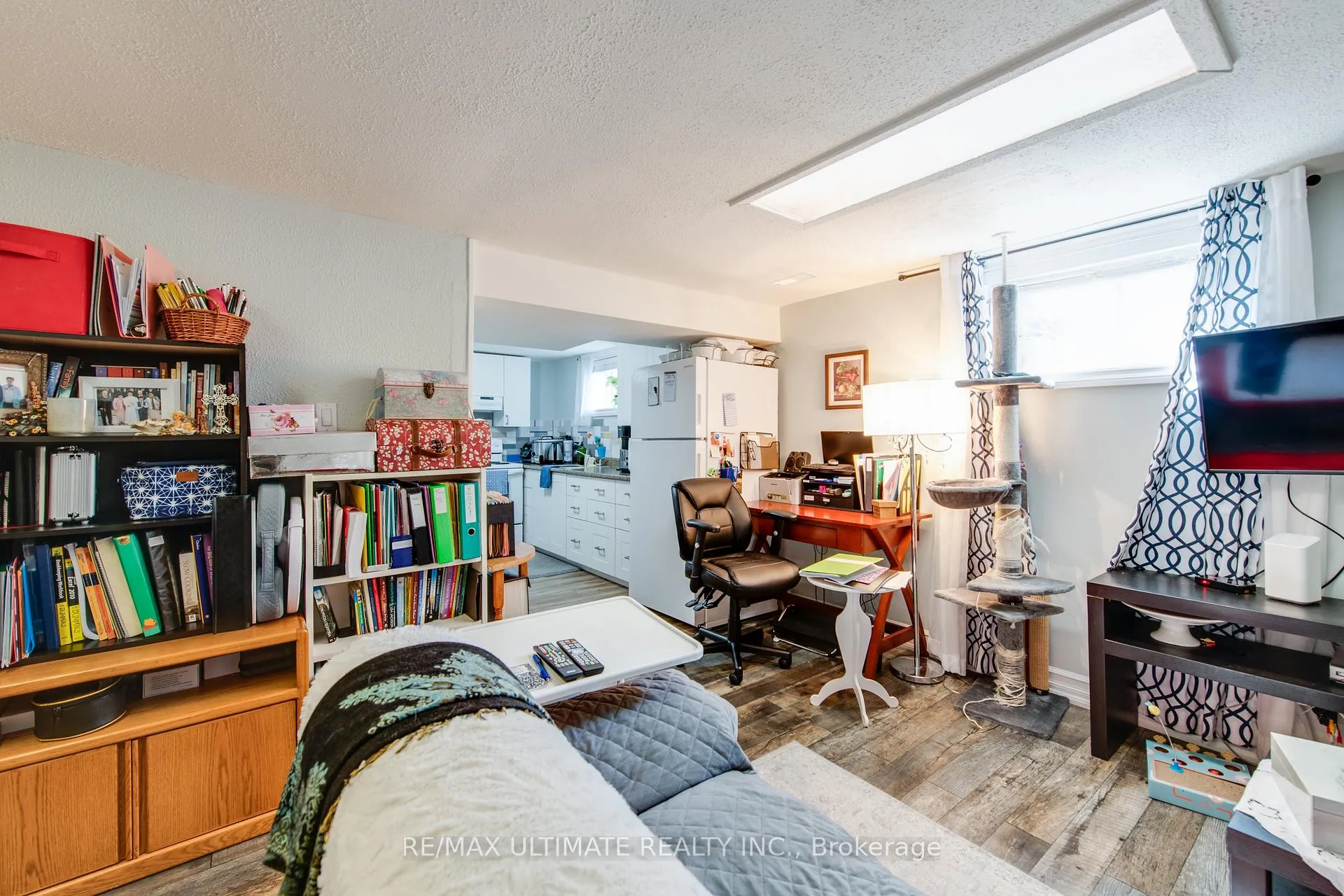 Photo 14 of 79 Aloma Cres, Brampton, Avondale — HOMEH