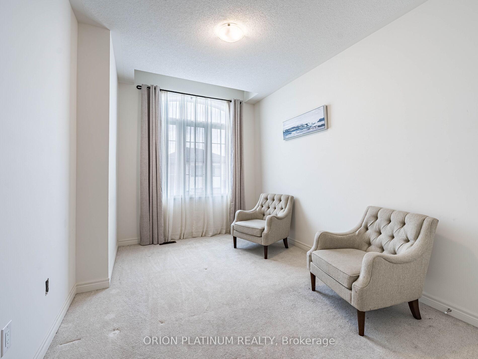 Photo 38 of 22 Holcomb Terrace, Hamilton, Waterdown — HOMEH