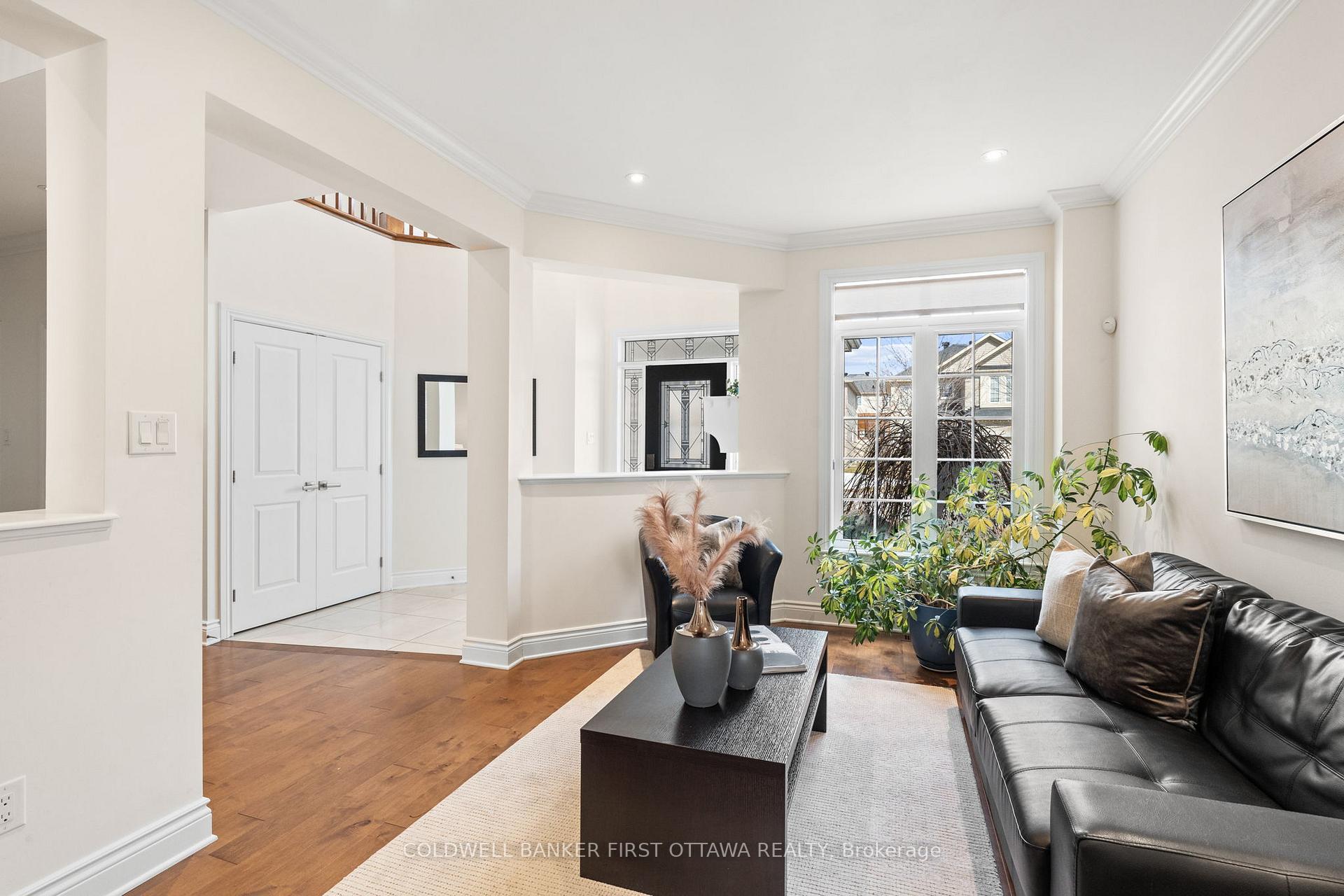 Photo 3 of 178 Chenoa Way, Ottawa, Barrhaven - Stonebridge — HOMEH