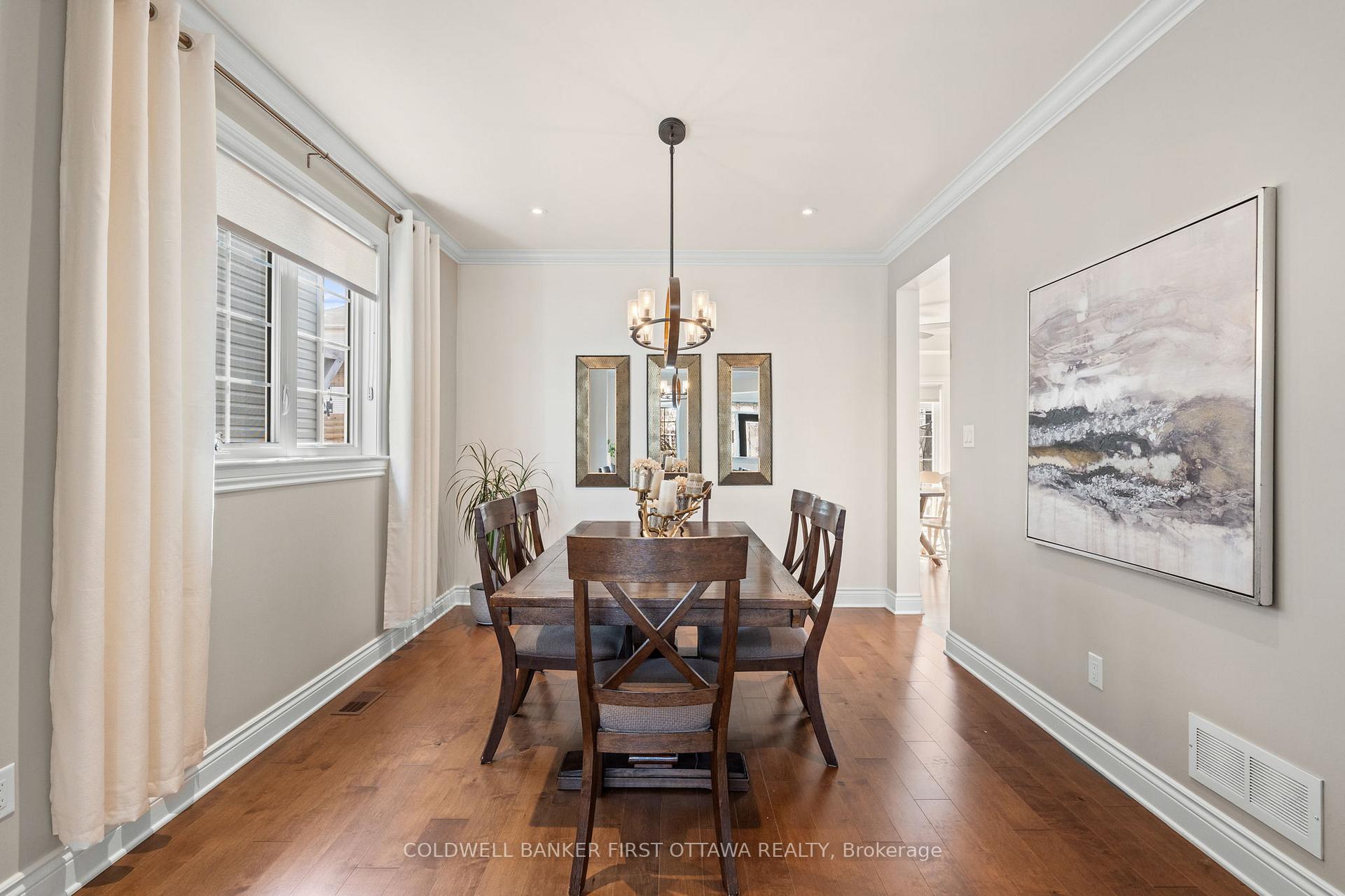 Photo 5 of 178 Chenoa Way, Ottawa, Barrhaven - Stonebridge — HOMEH