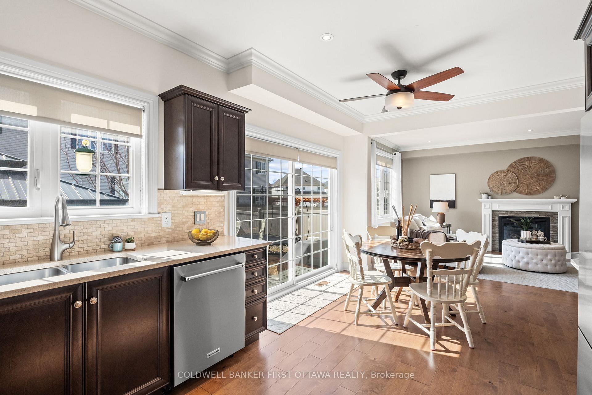 Photo 10 of 178 Chenoa Way, Ottawa, Barrhaven - Stonebridge — HOMEH