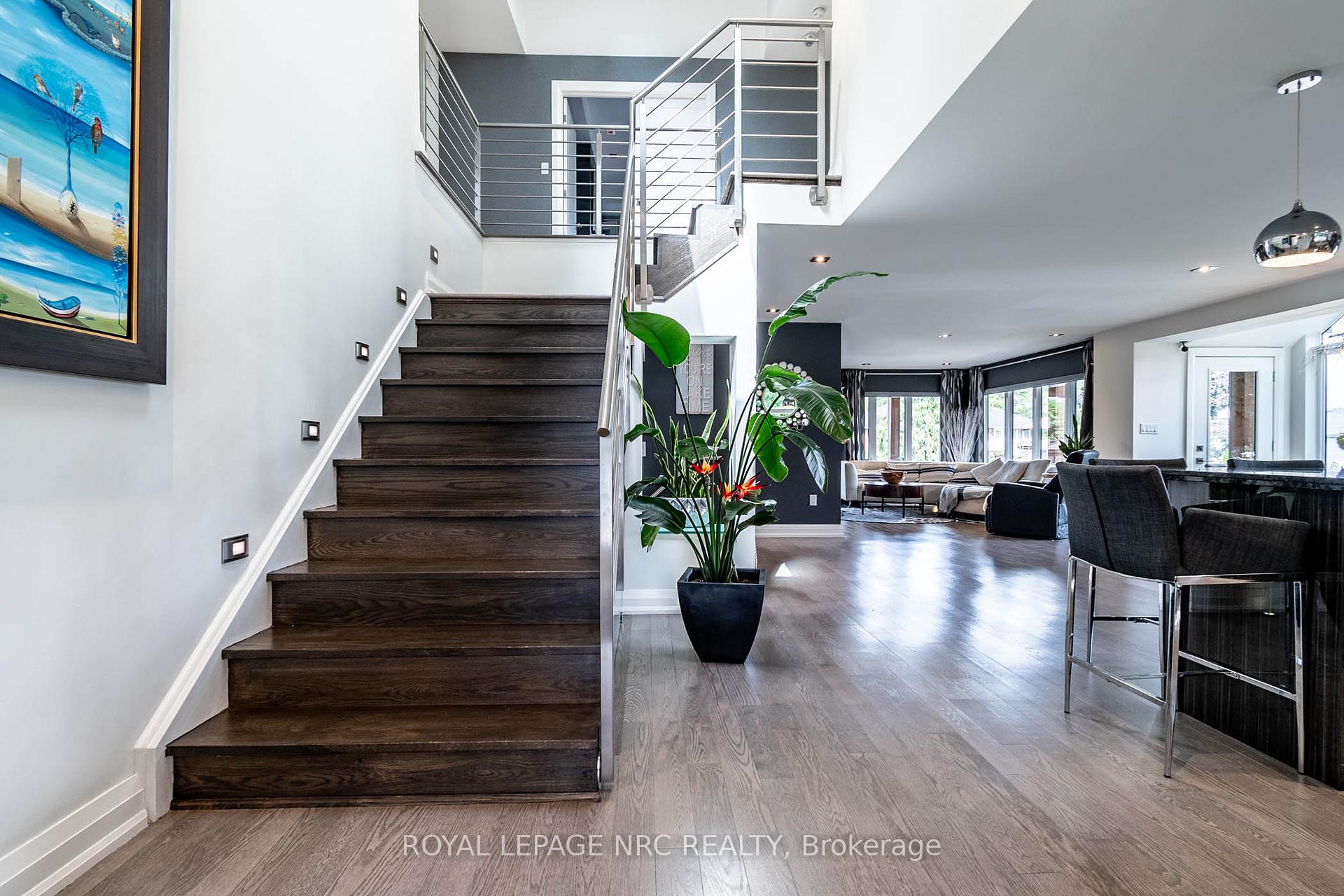 Photo 6 of 121 Teal Avenue, Hamilton, Lakeshore — HOMEH