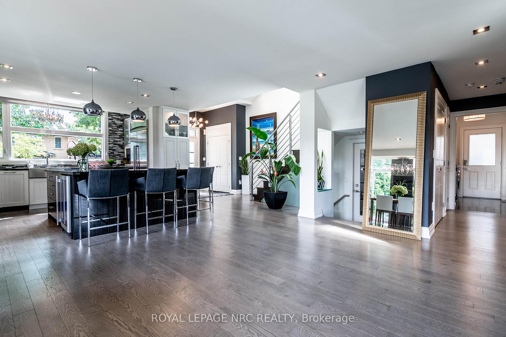 Photo 18 of 121 Teal Avenue, Hamilton, Lakeshore — HOMEH