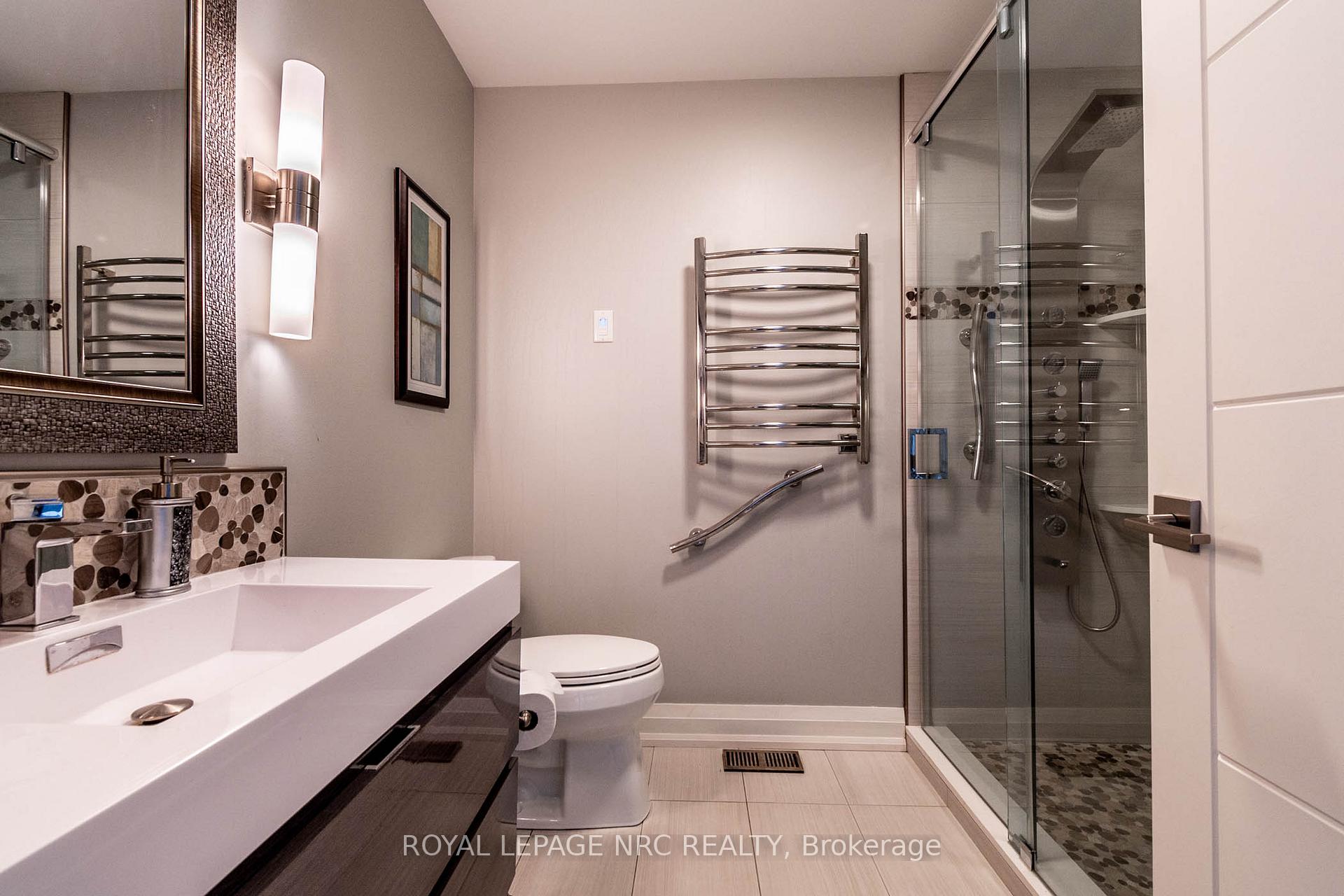 Photo 23 of 121 Teal Avenue, Hamilton, Lakeshore — HOMEH