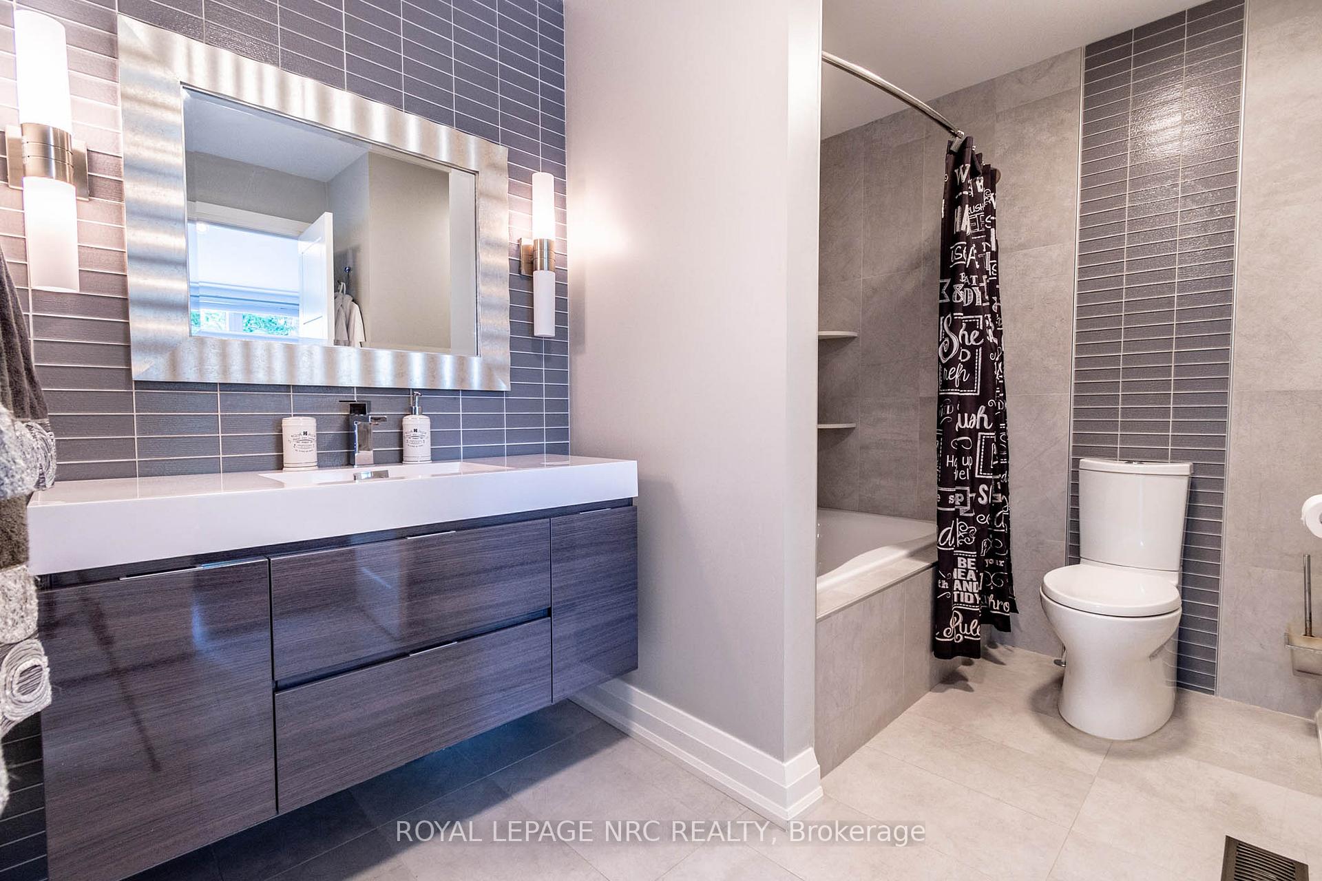 Photo 33 of 121 Teal Avenue, Hamilton, Lakeshore — HOMEH