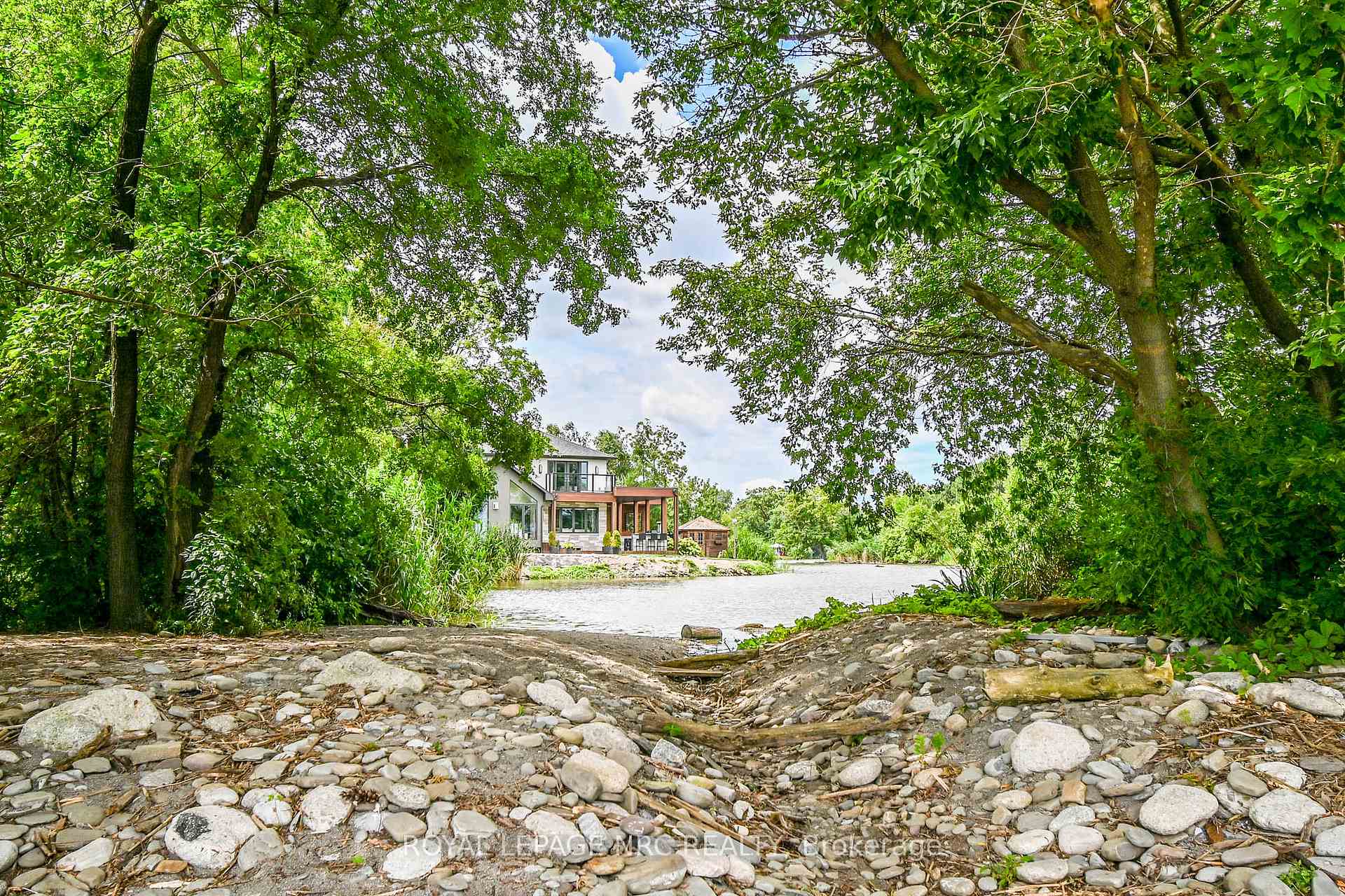 Photo 45 of 121 Teal Avenue, Hamilton, Lakeshore — HOMEH