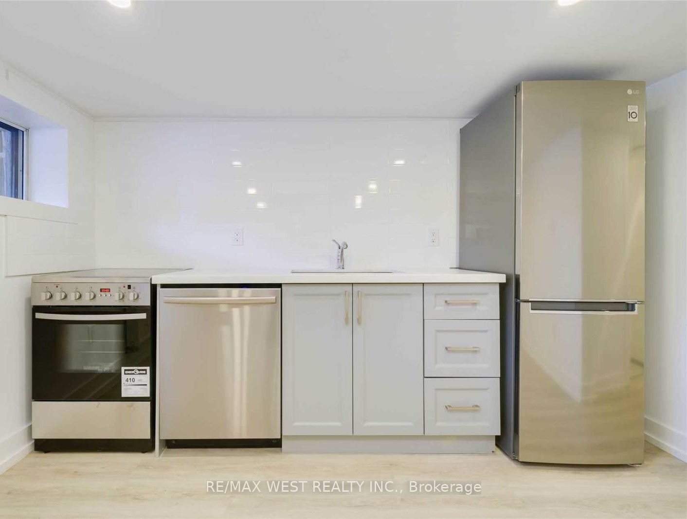 Photo 11 of Unit Lower, 129 Curzon Street, Toronto, South Riverdale — HOMEH