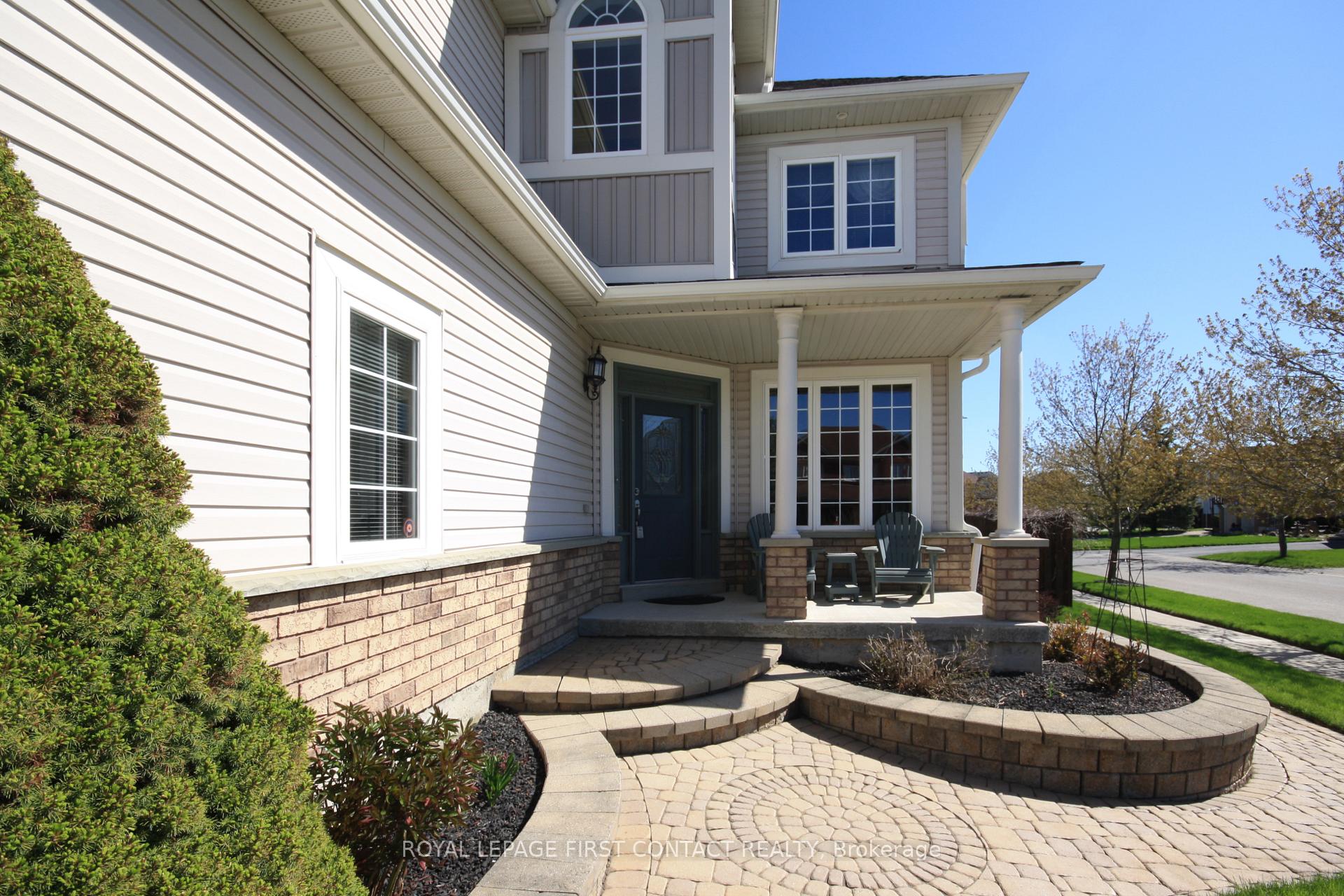 Photo 3 of 47 Birkhall Place, Barrie, Innis-Shore — HOMEH