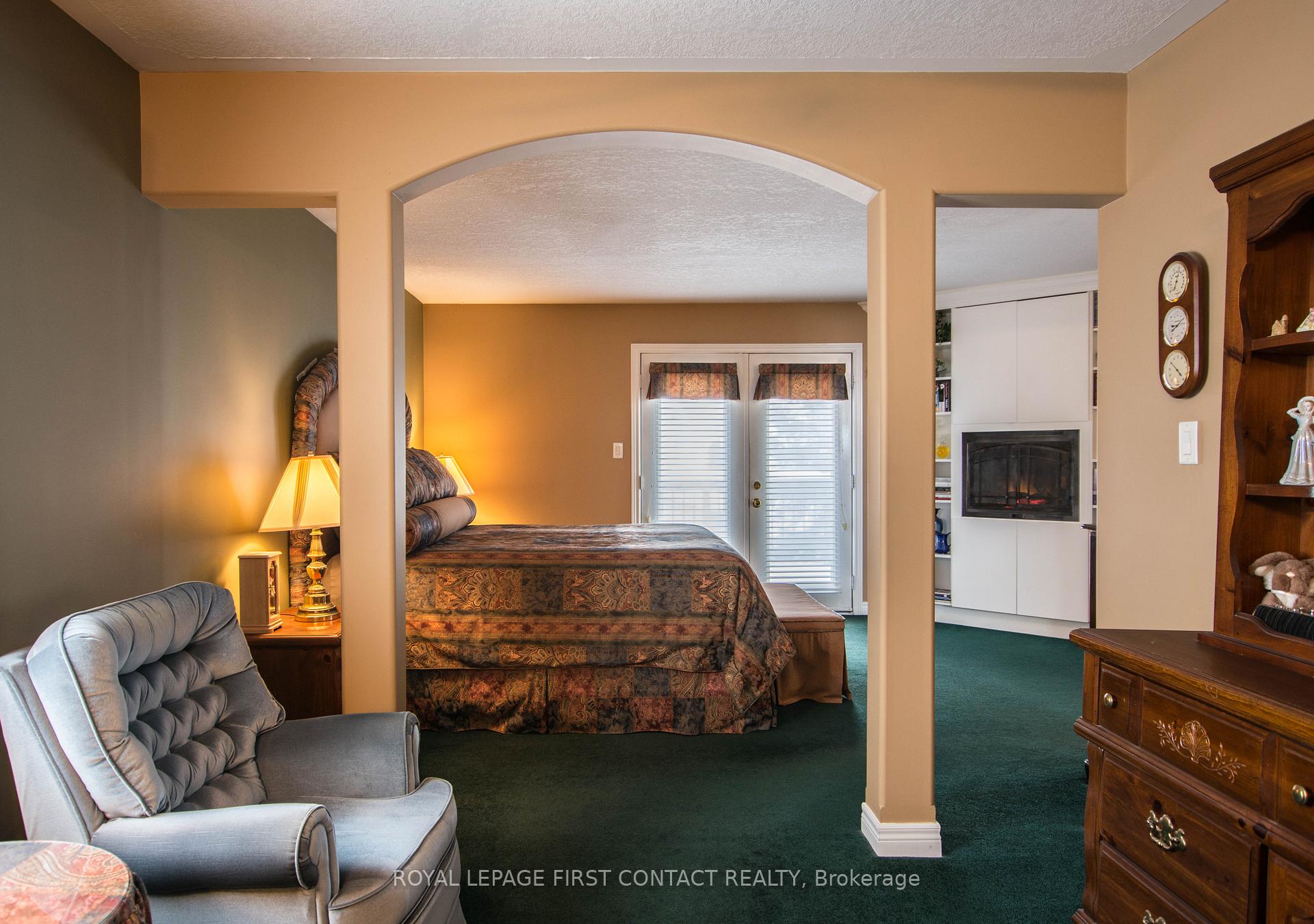 Photo 6 of 47 Birkhall Place, Barrie, Innis-Shore — HOMEH