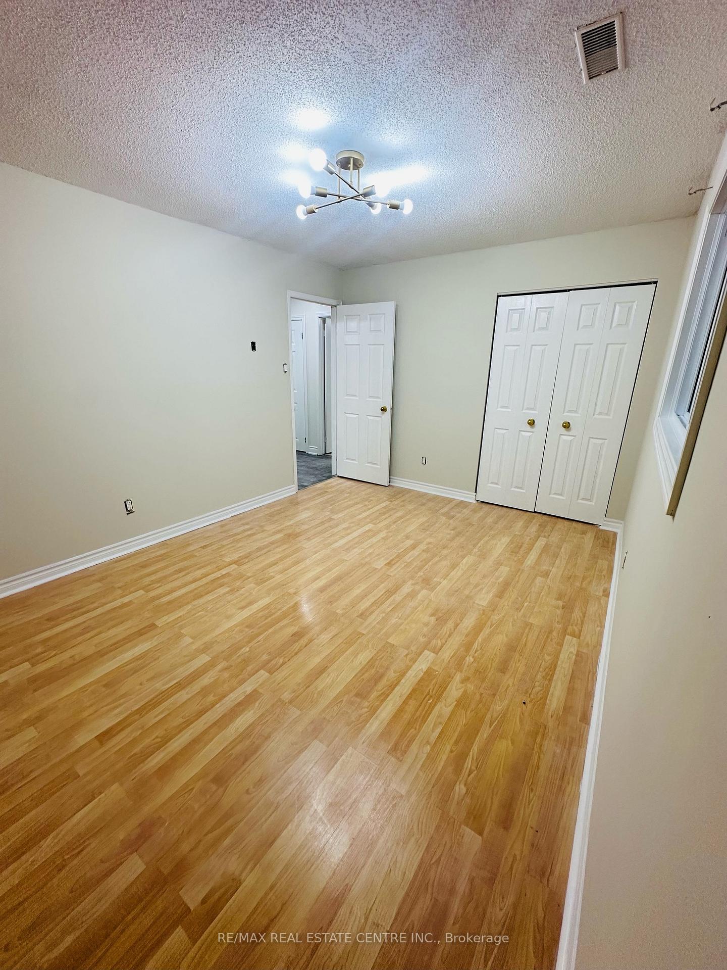 Photo 12 of 40 Hopkins Road, Barrie, Grove East — HOMEH