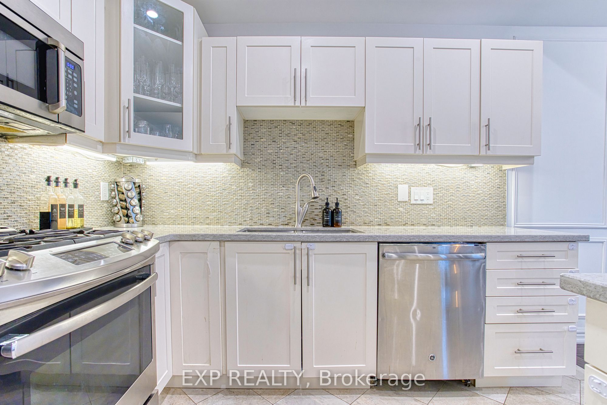 Photo 47 of 67 Padua Crescent, Hamilton, Lakeshore — HOMEH
