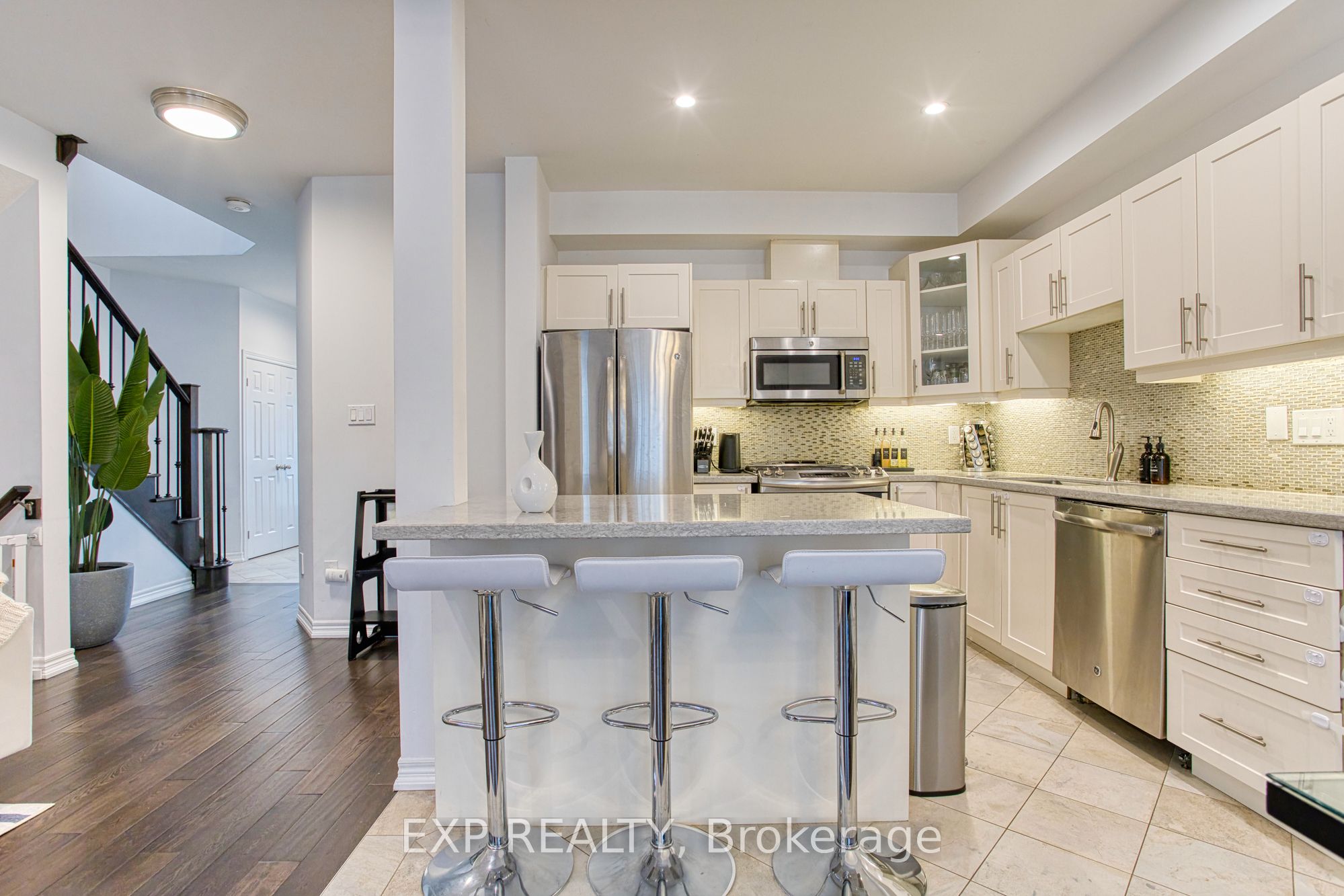 Photo 49 of 67 Padua Crescent, Hamilton, Lakeshore — HOMEH