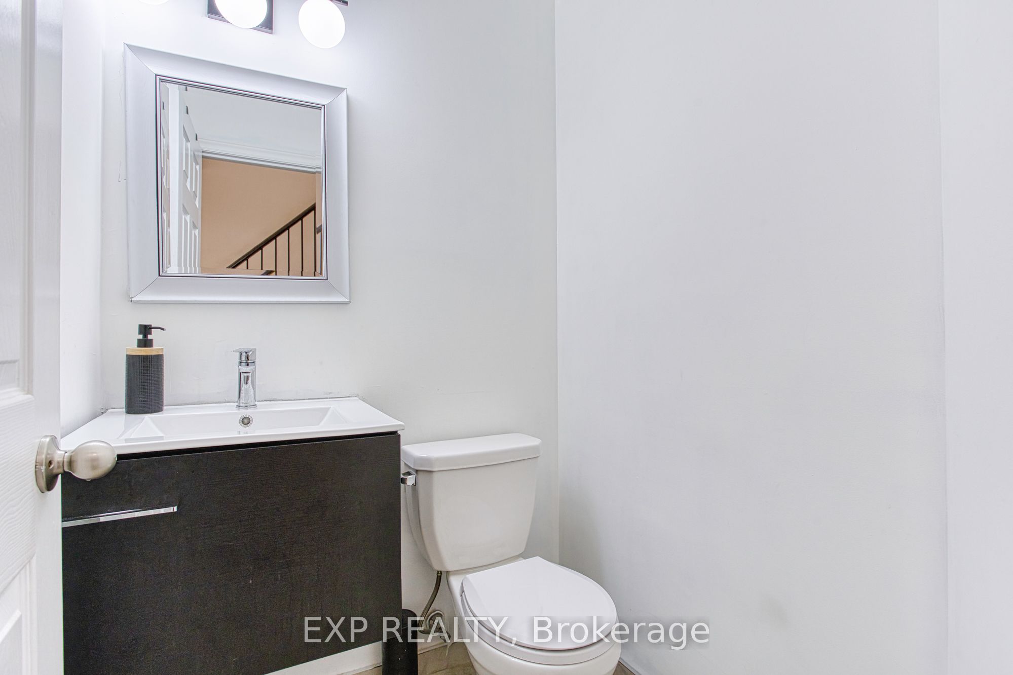 Photo 42 of 67 Padua Crescent, Hamilton, Lakeshore — HOMEH
