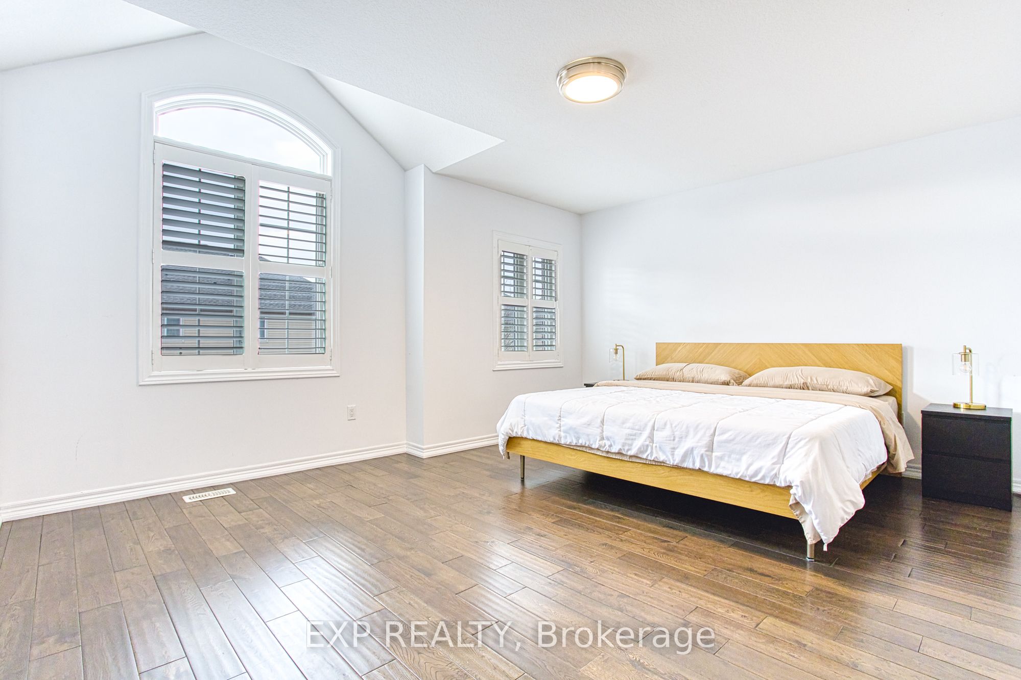 Photo 59 of 67 Padua Crescent, Hamilton, Lakeshore — HOMEH