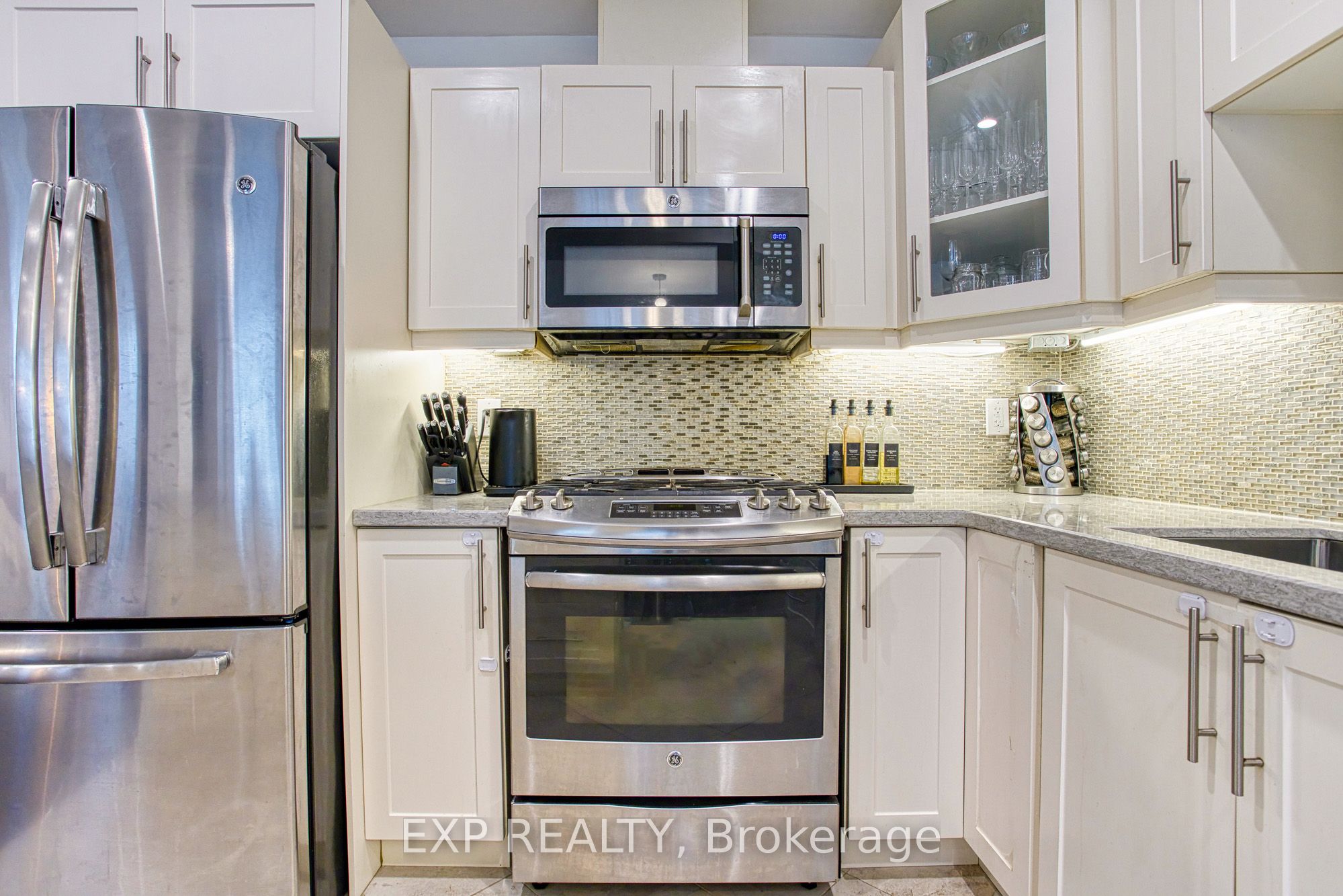 Photo 46 of 67 Padua Crescent, Hamilton, Lakeshore — HOMEH