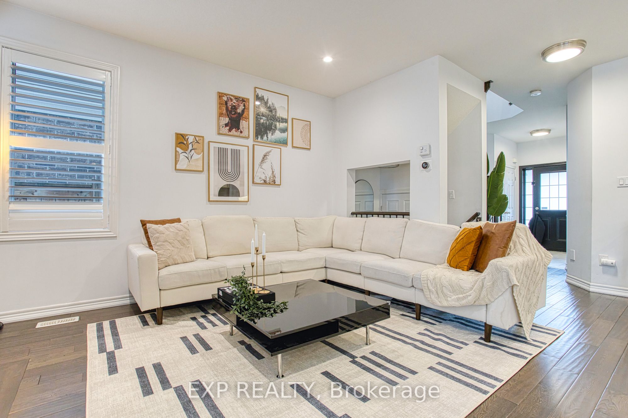 Photo 54 of 67 Padua Crescent, Hamilton, Lakeshore — HOMEH