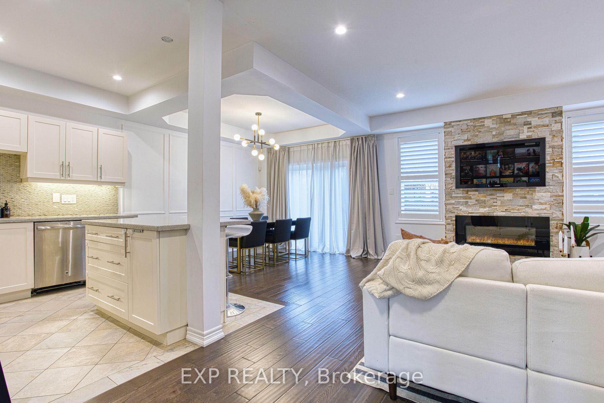 Photo 43 of 67 Padua Crescent, Hamilton, Lakeshore — HOMEH