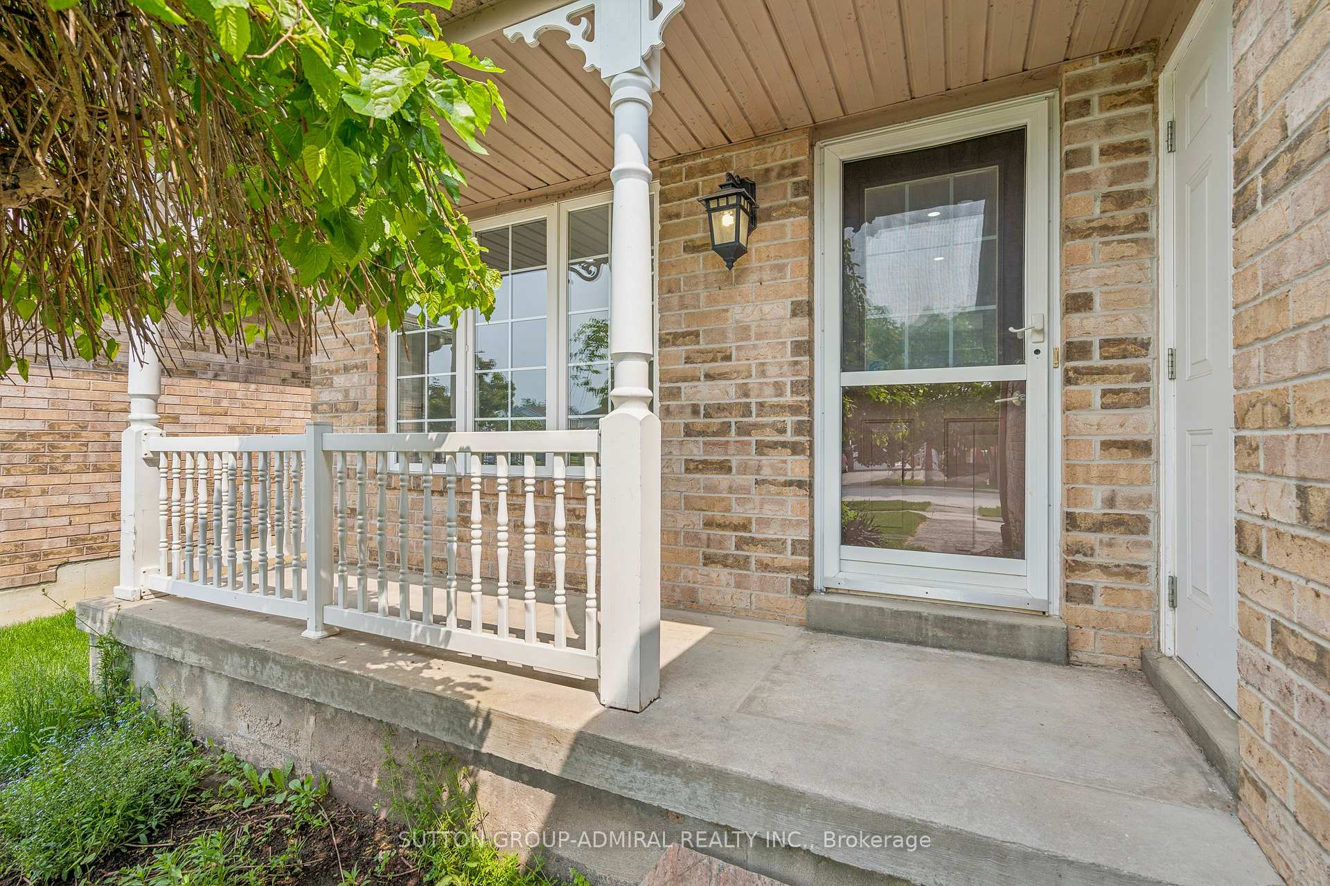 Photo 5 of 26 Copeman Crescent, Barrie, 400 East — HOMEH